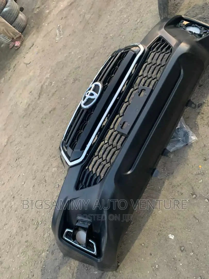 Hilux 2017 Tiger Face Complete Front Bumper