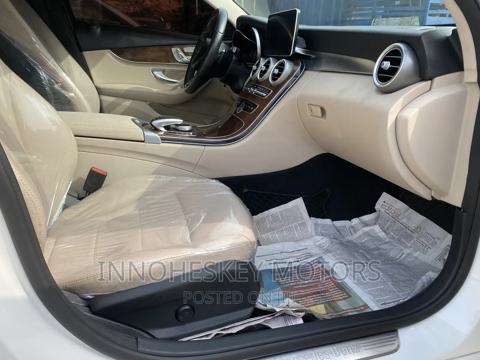 Mercedes-Benz C300 2016 White