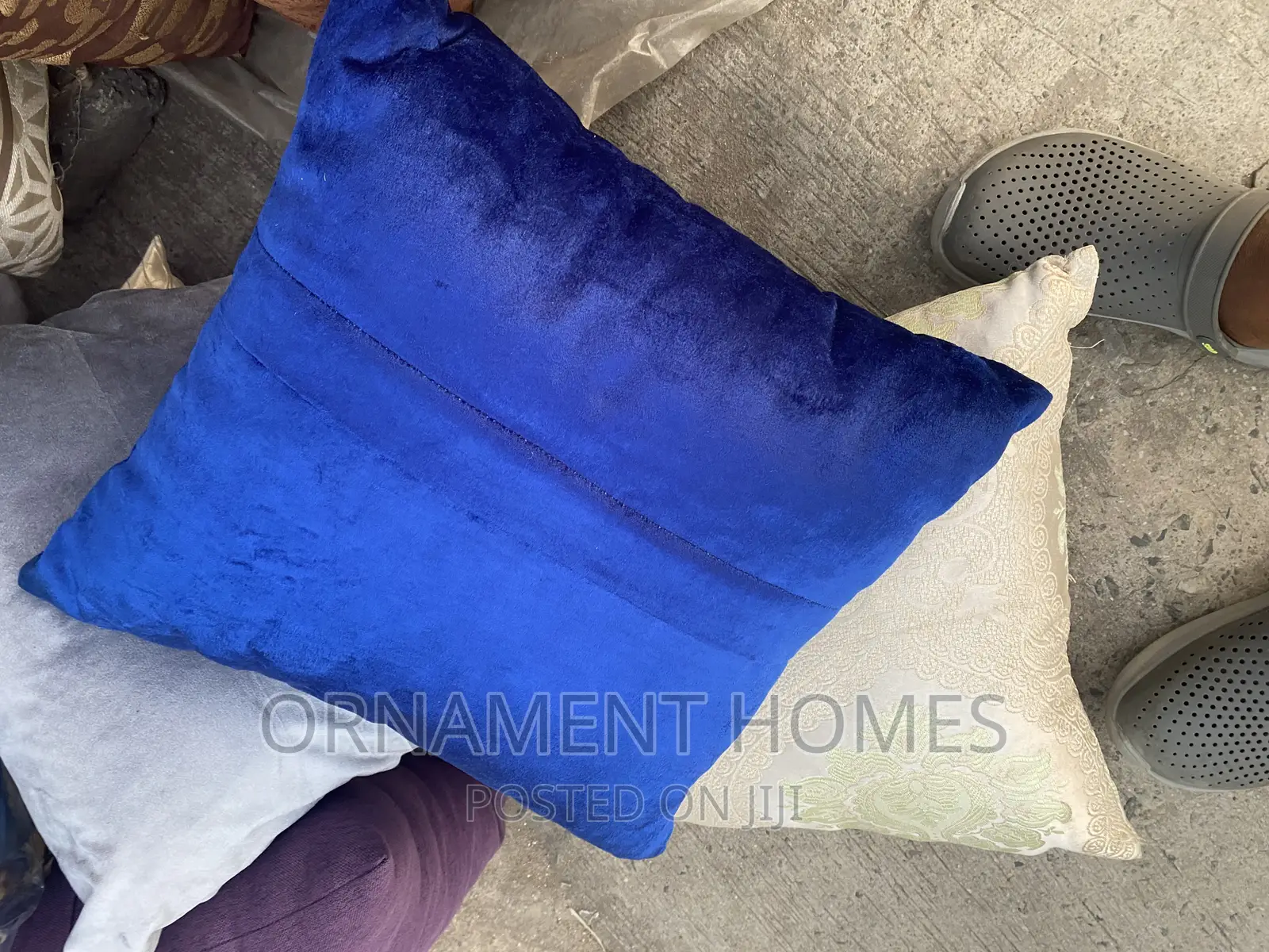 Throw Pillows
