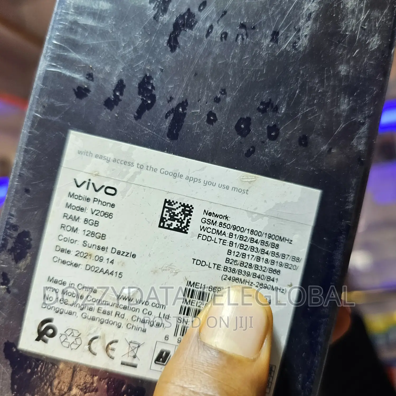 New Vivo V21 128 GB