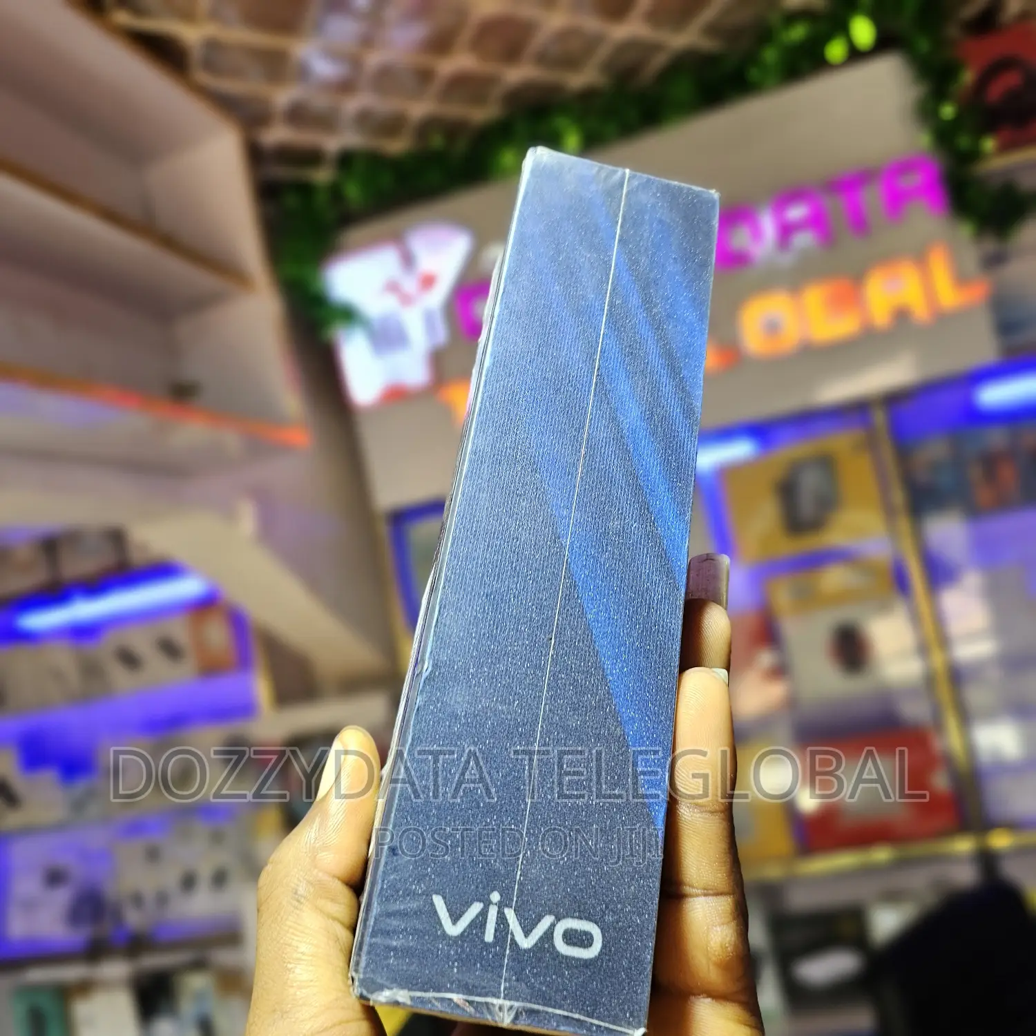 New Vivo V21 128 GB
