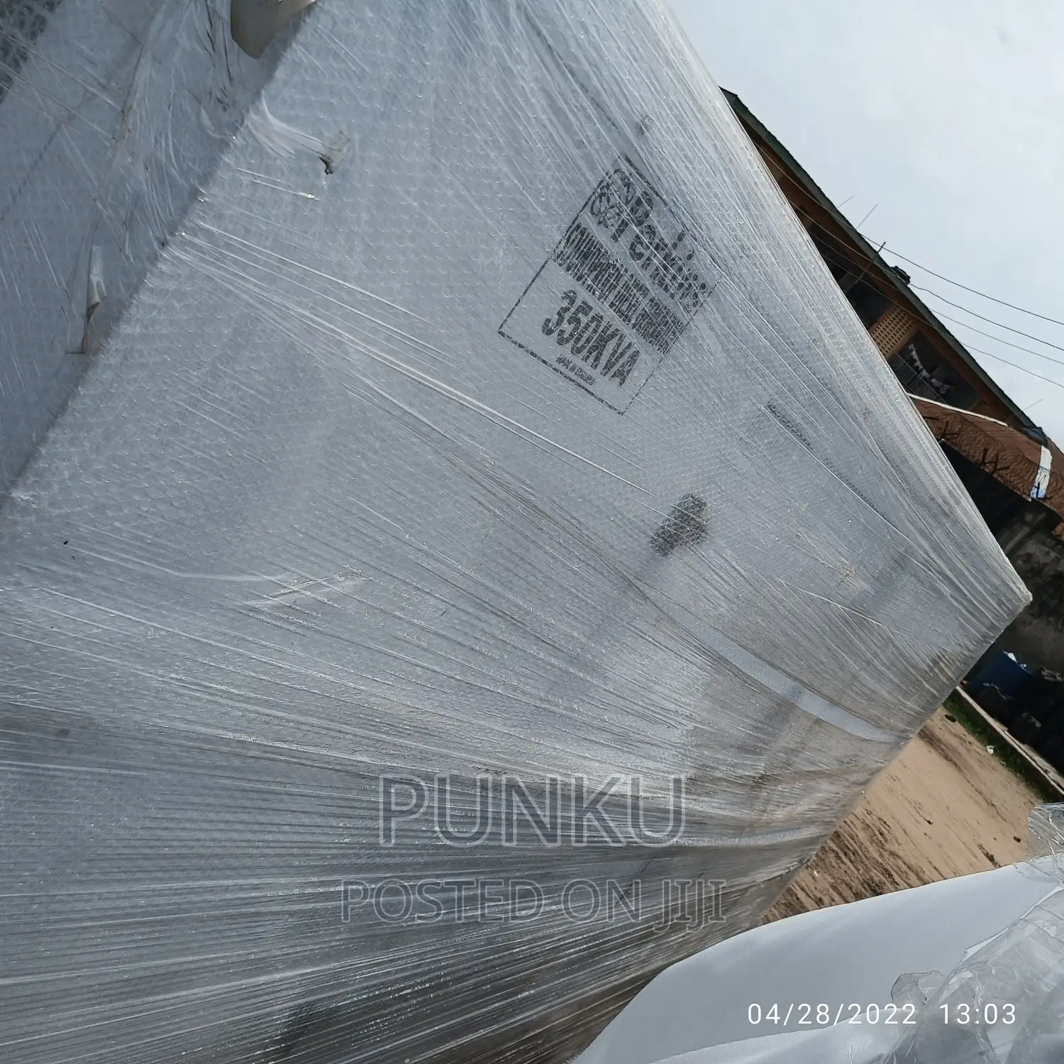 350 KVA Perkins Sound Proof Diesel Generator 100% Copper