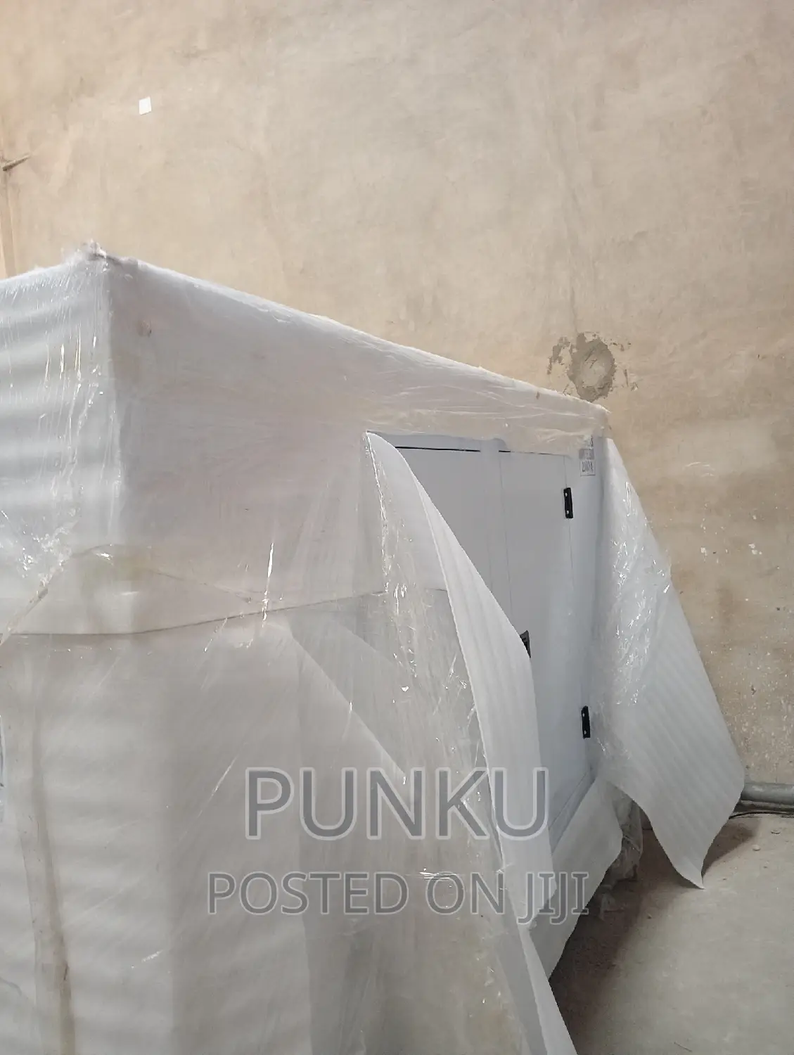 200 KVA Perkins Sound Proof Diesel Generator 100%Copper