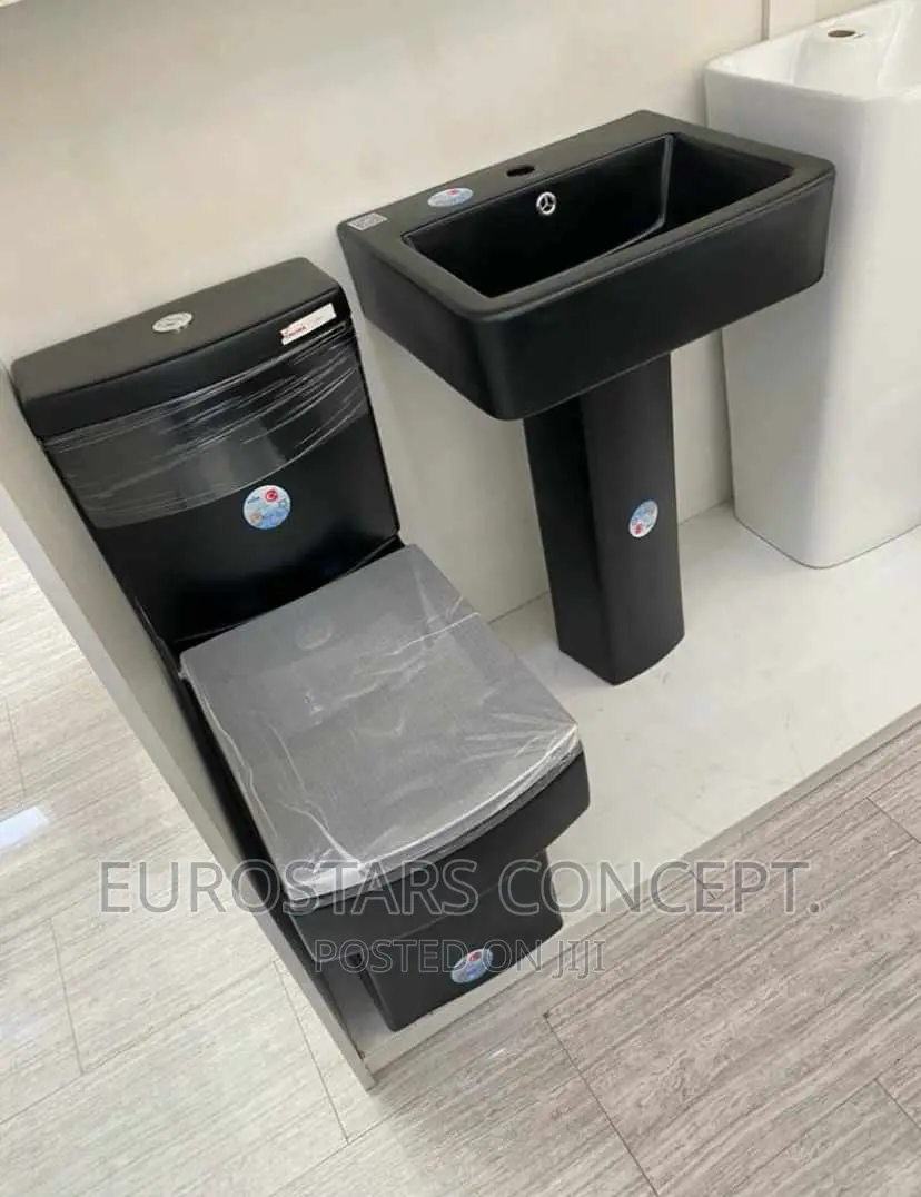 England Black Wc