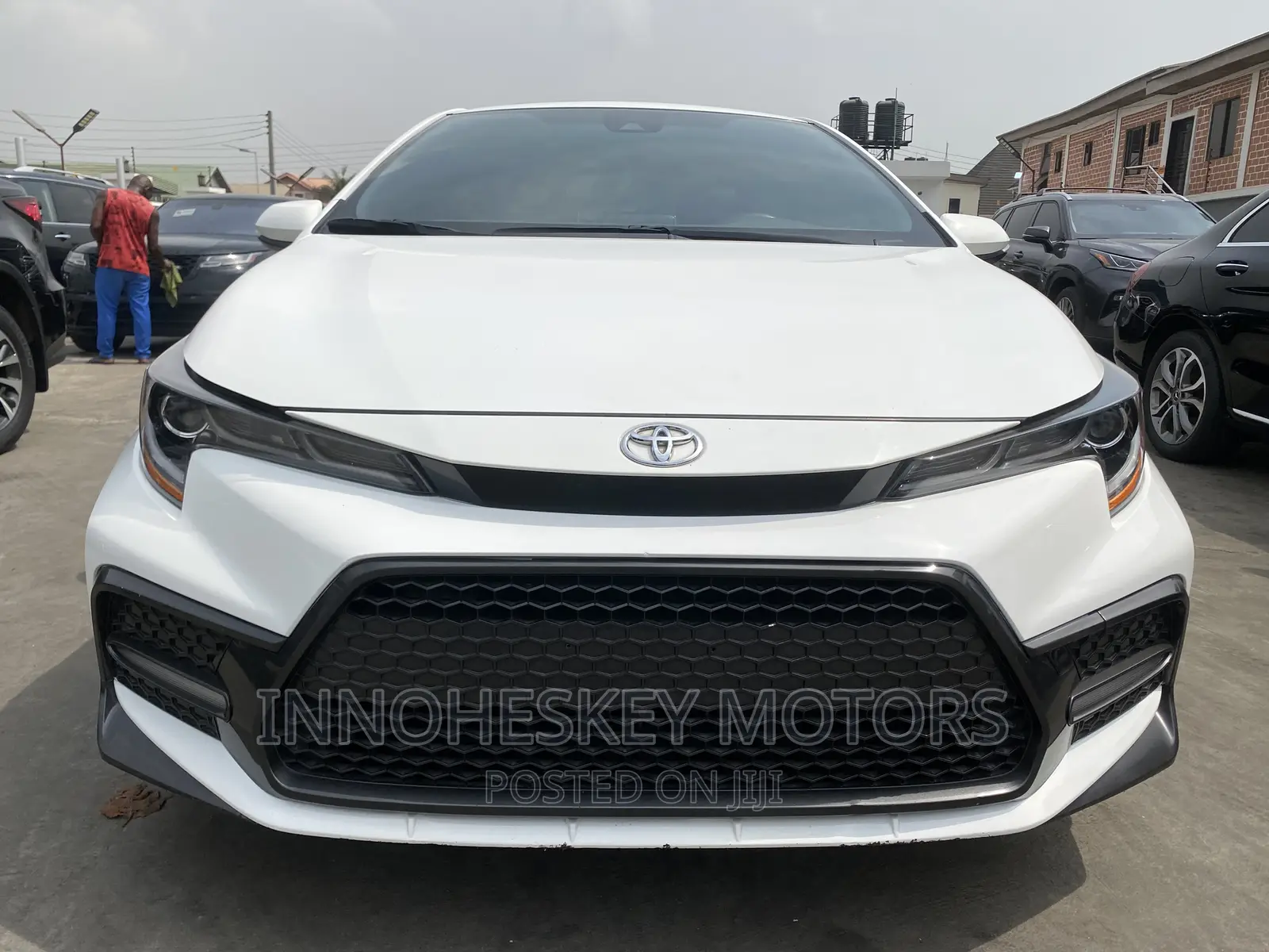Toyota Corolla SE 2021 White