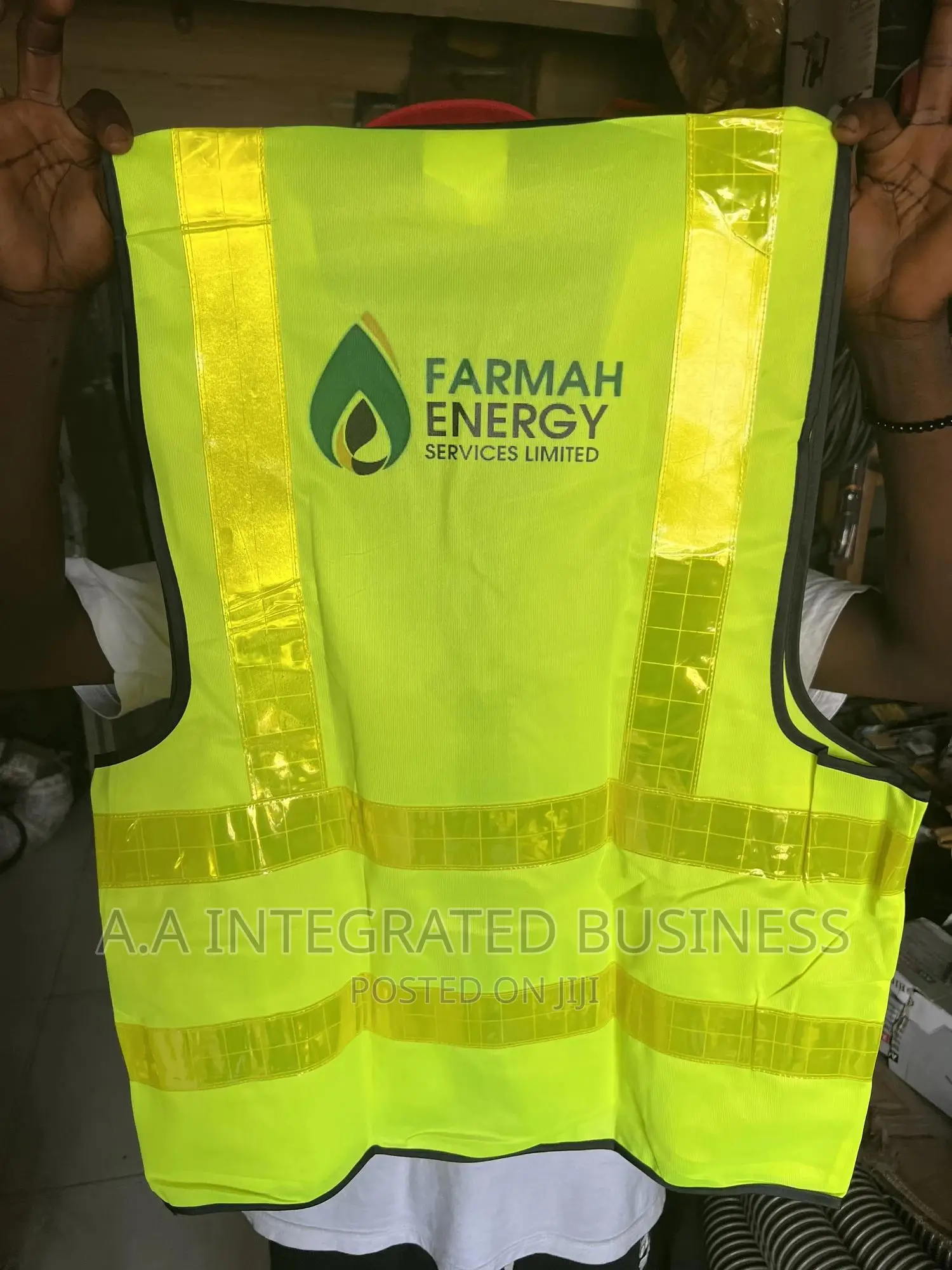 Quality Reflective Jacket With Zip And Banding
