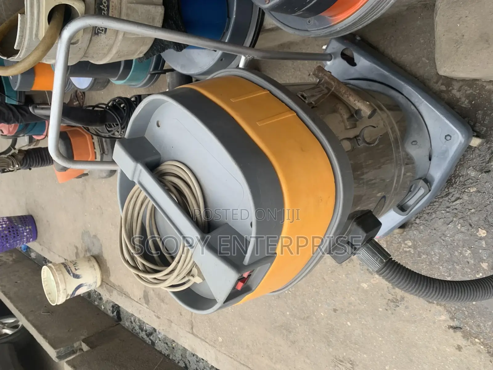 Industrial Vaccum Cleaner Dust and Sand 80 Liters