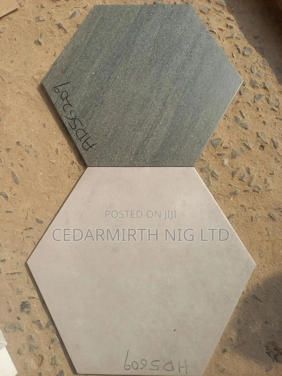 Compound Floor Tile In Gexagon