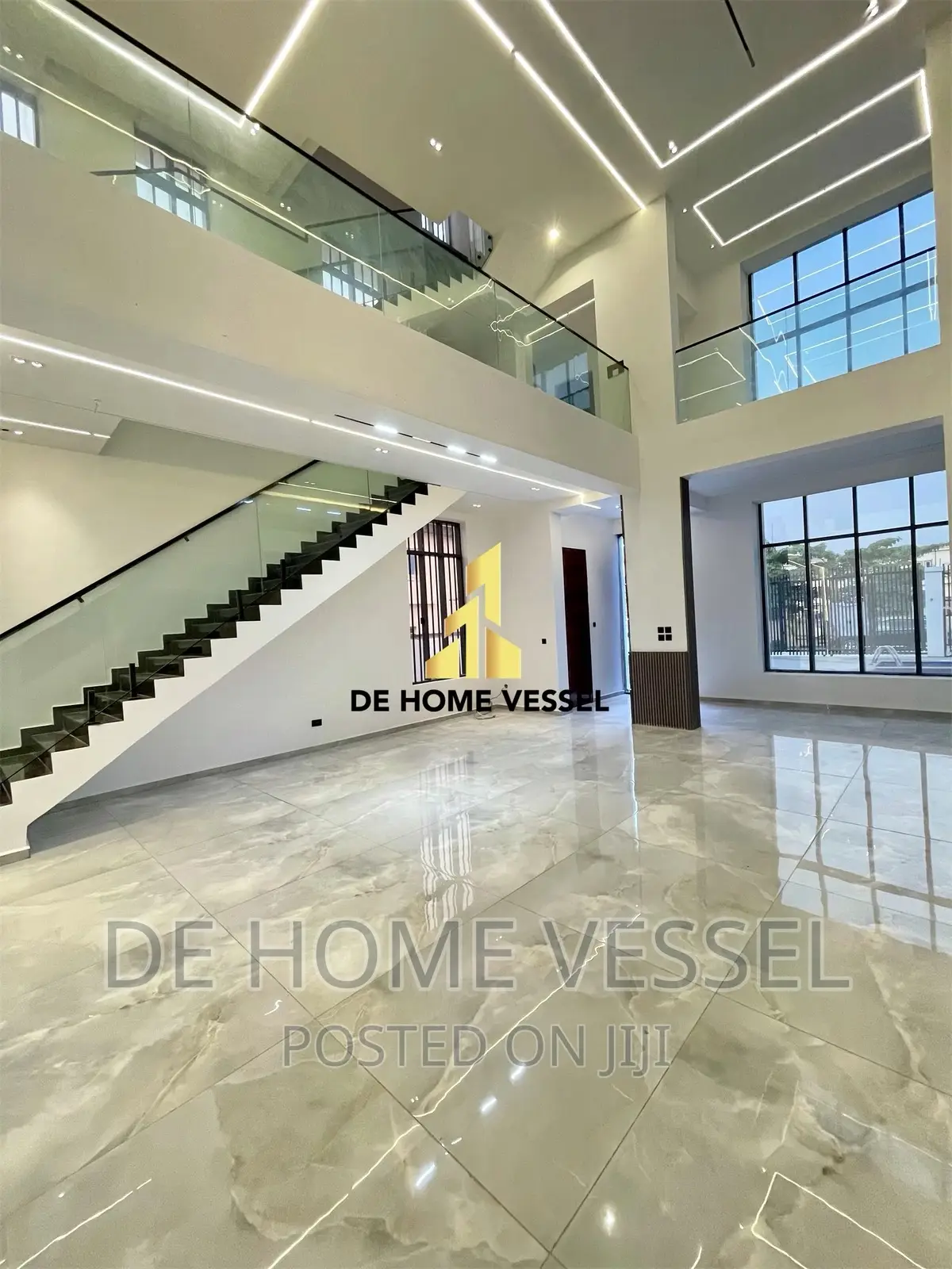 5bdrm Duplex in Lekki for sale