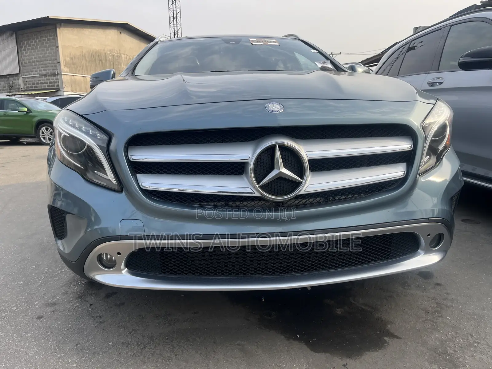 Mercedes-Benz GLA 250 2016 Blue
