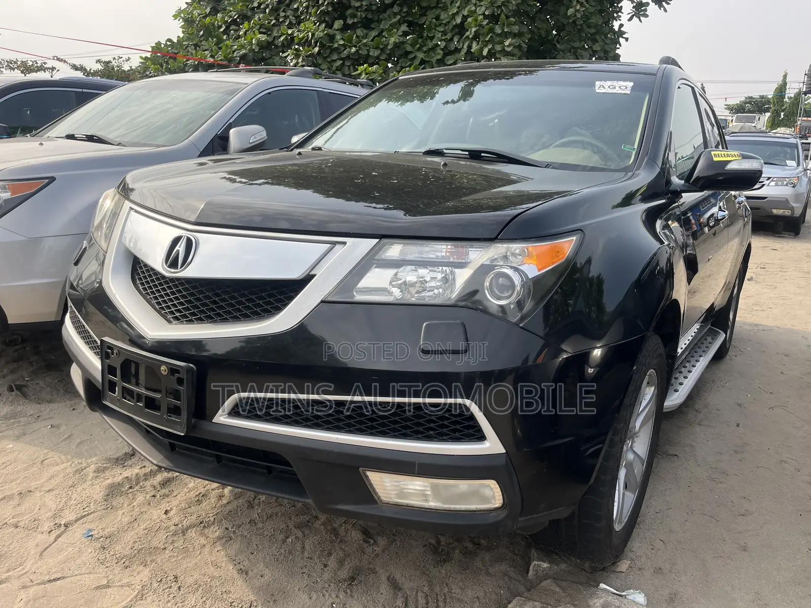 Acura MDX SUV 4dr AWD (3.7L 6cyl 6A) 2010 Black