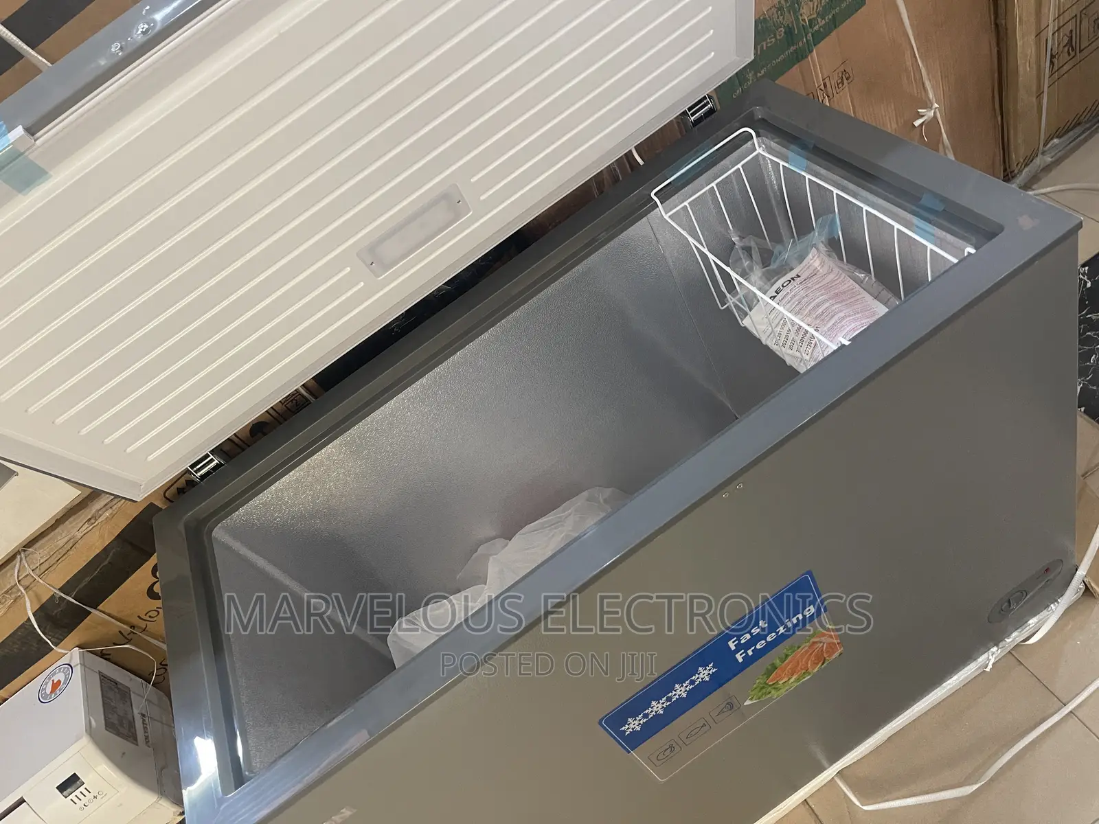 Brand New AEON 400liters Chest Freezer With Inbuilt Stab