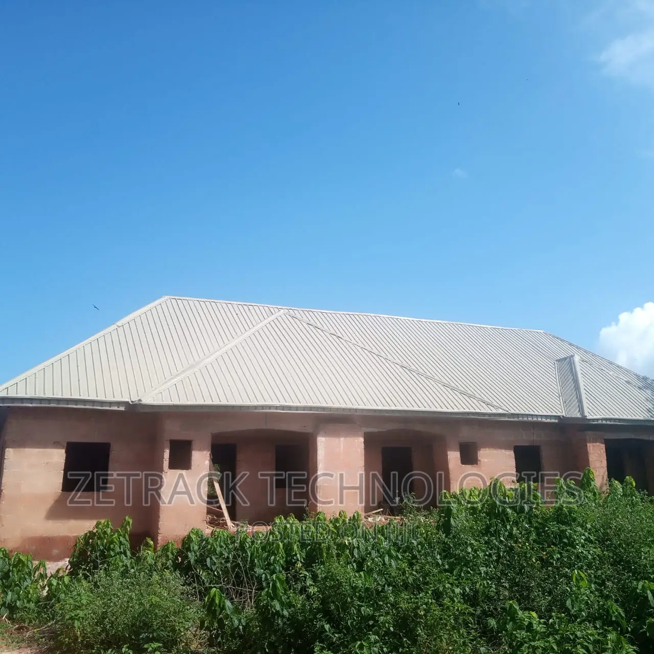 Aluminium Longspan on a Roof Top