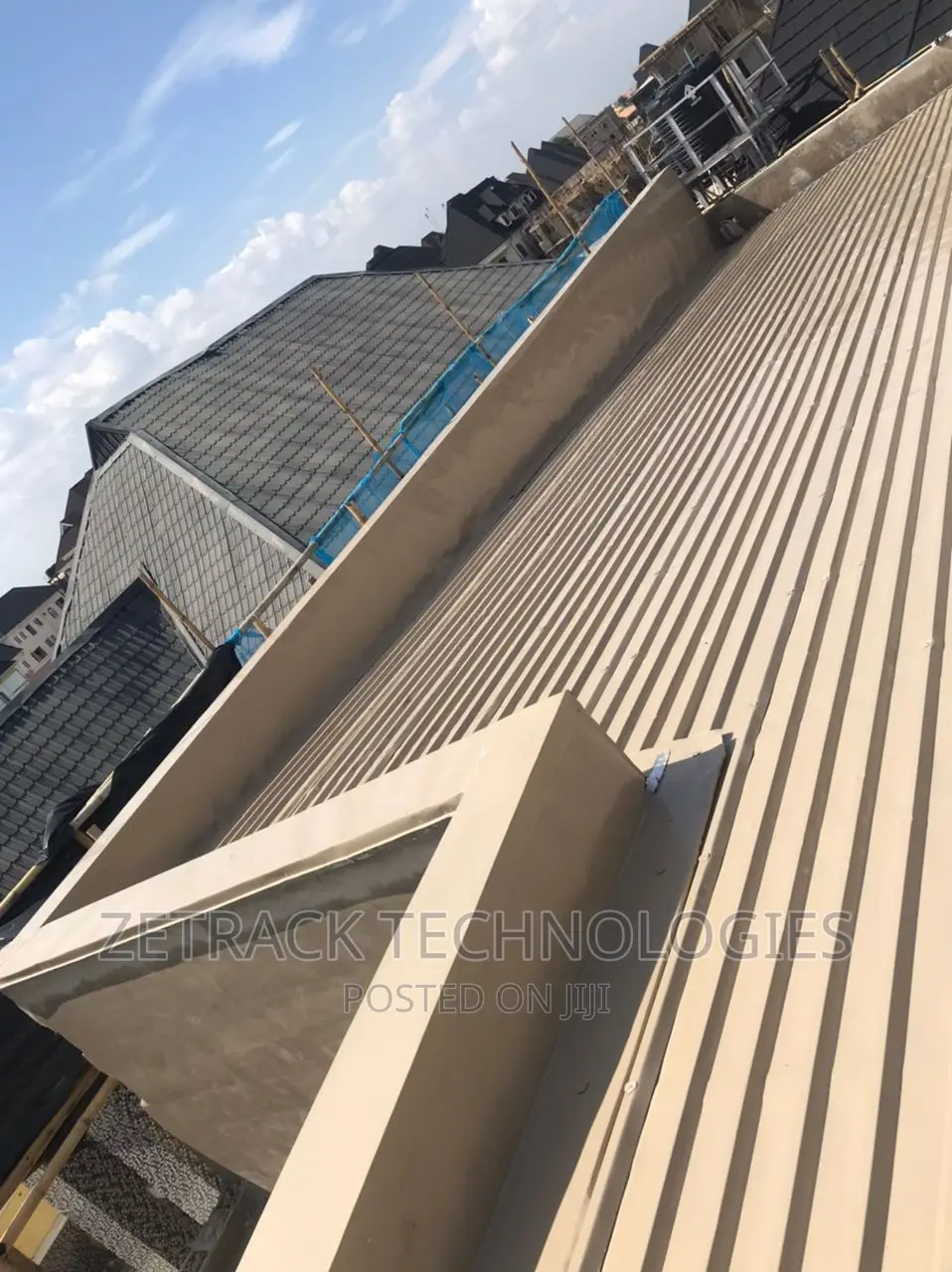 Aluminium Longspan on a Roof Top
