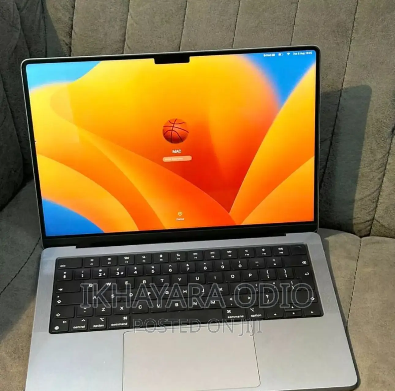 Laptop Apple MacBook Pro 2022 M2 16GB Apple M2 SSD 512GB