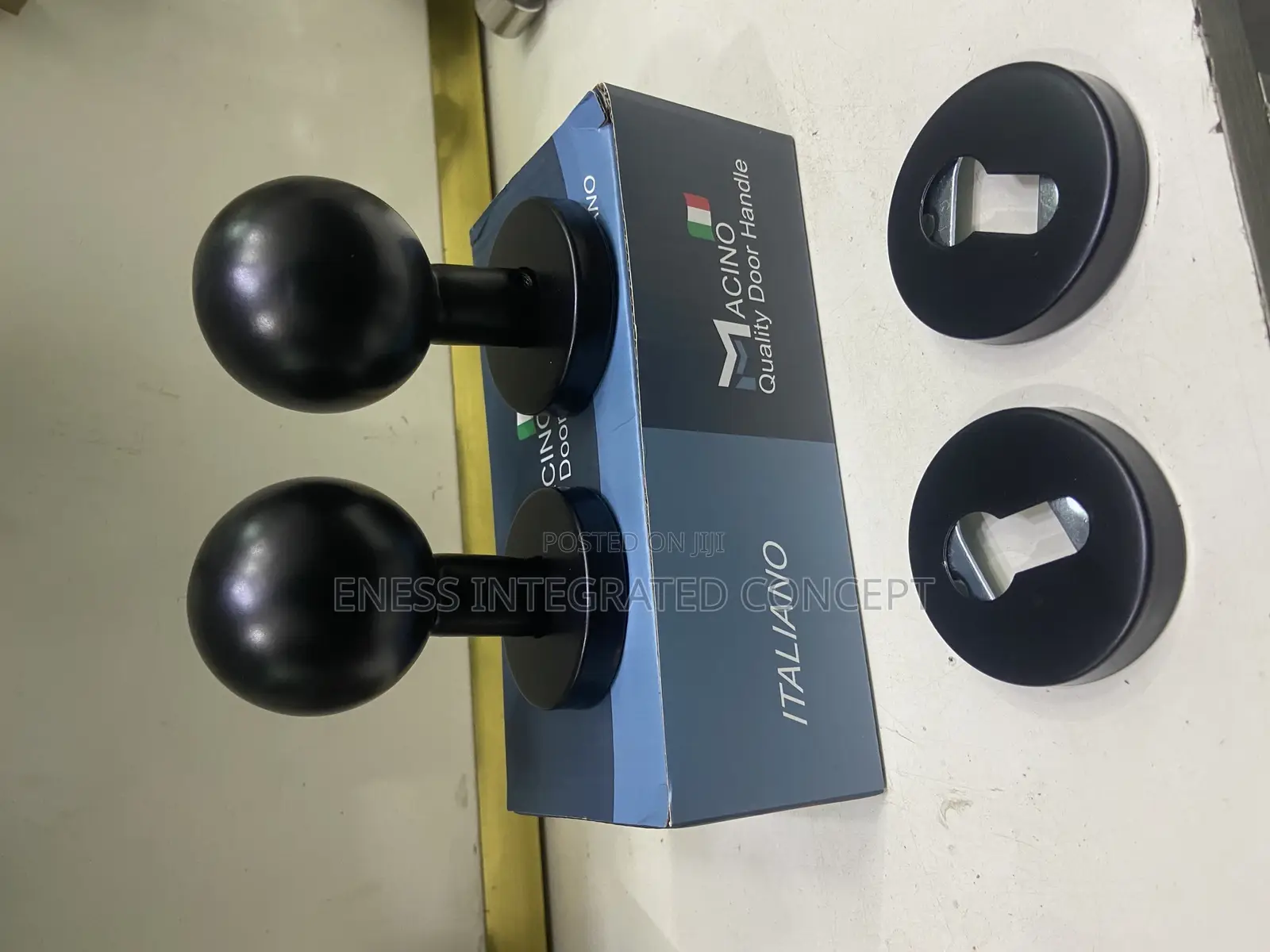 Black Coated Knob Handle