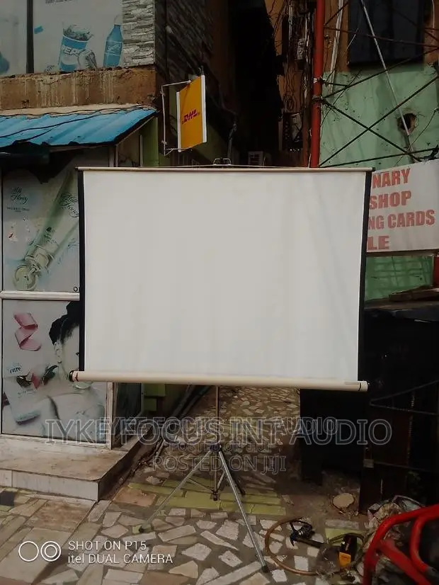 Projector Screen 72inch By72inch