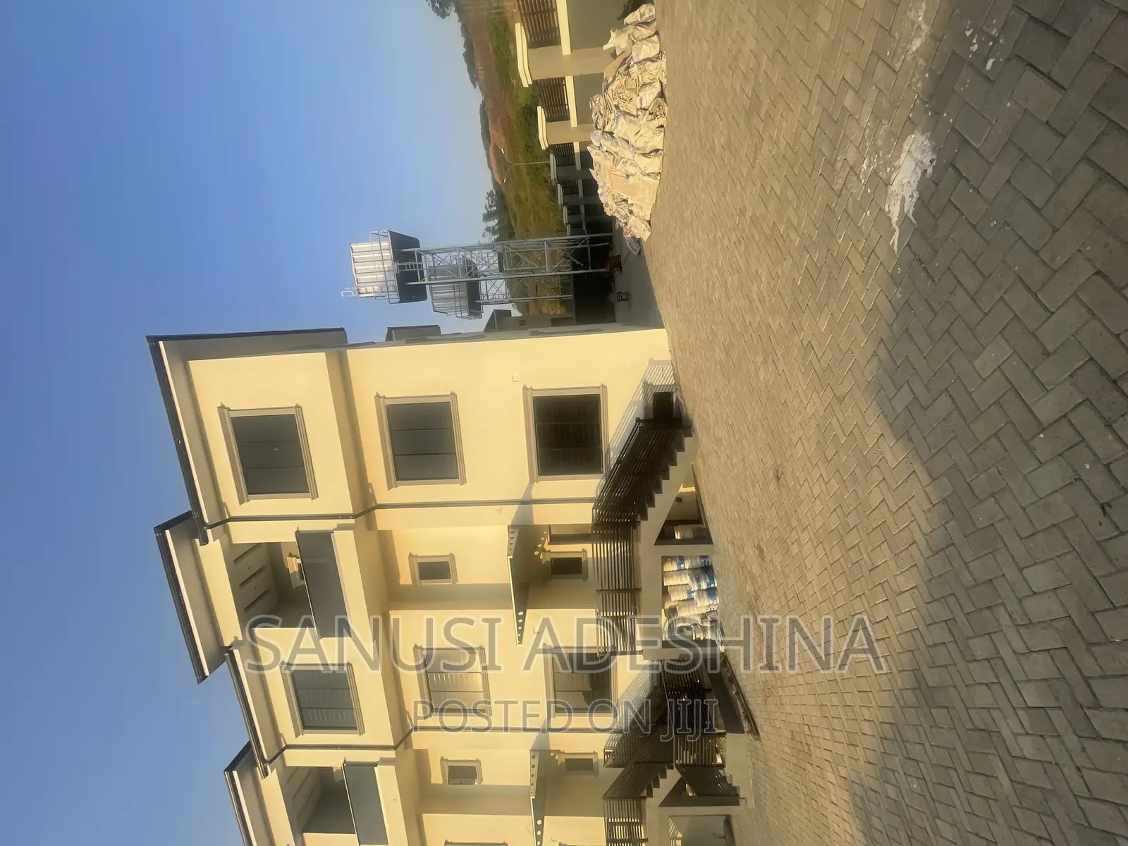 5bdrm Duplex in Guzape Fct Abuja for sale