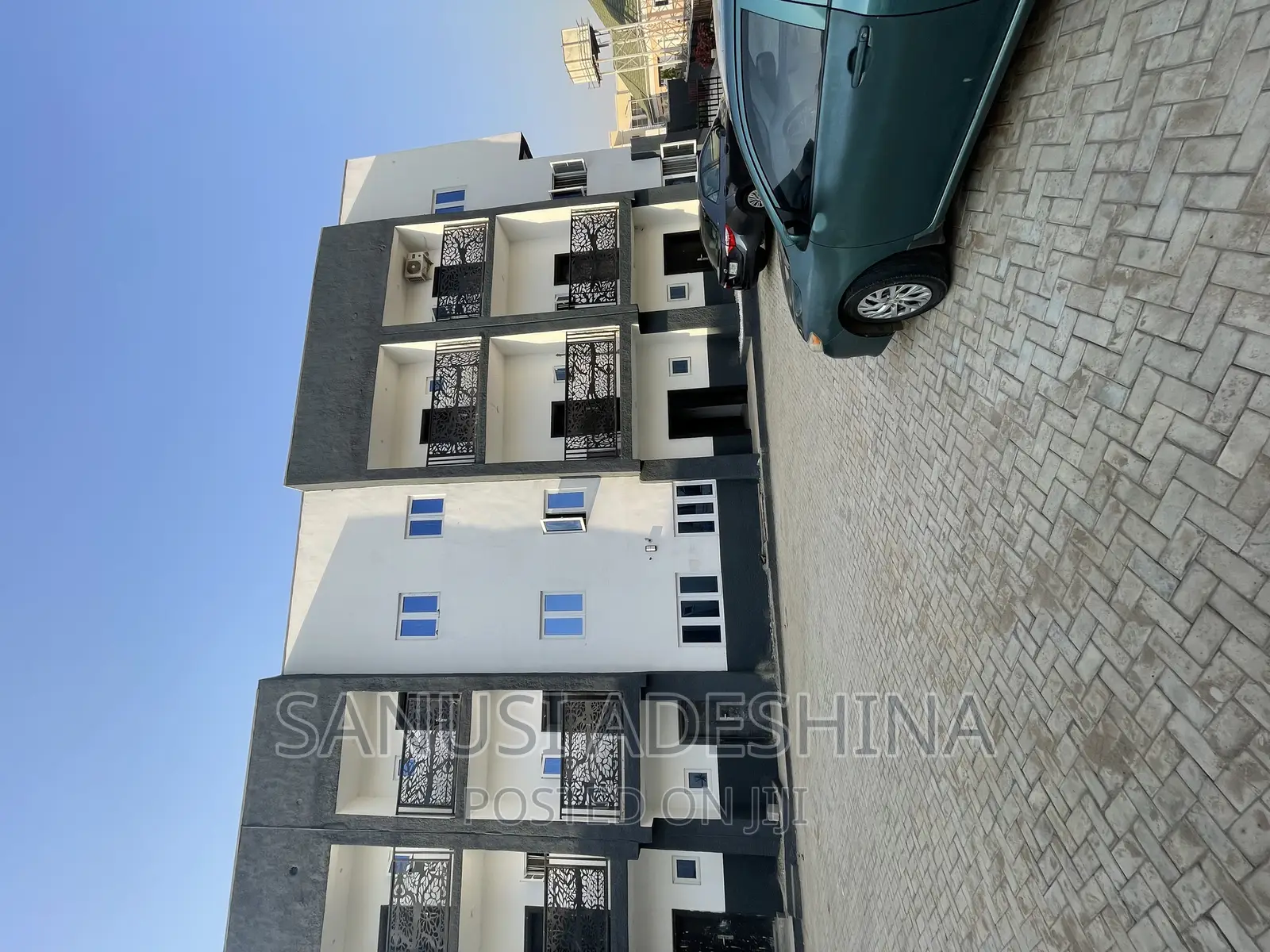 5bdrm Duplex in Guzape Fct Abuja for sale