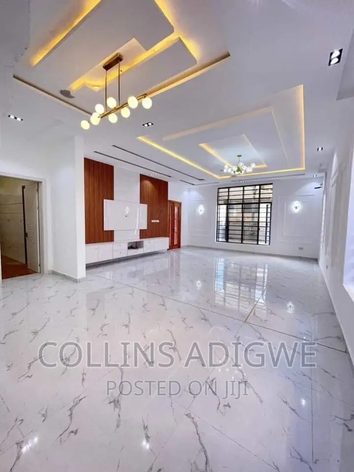 5bdrm Duplex in Osapa London Lekki for sale