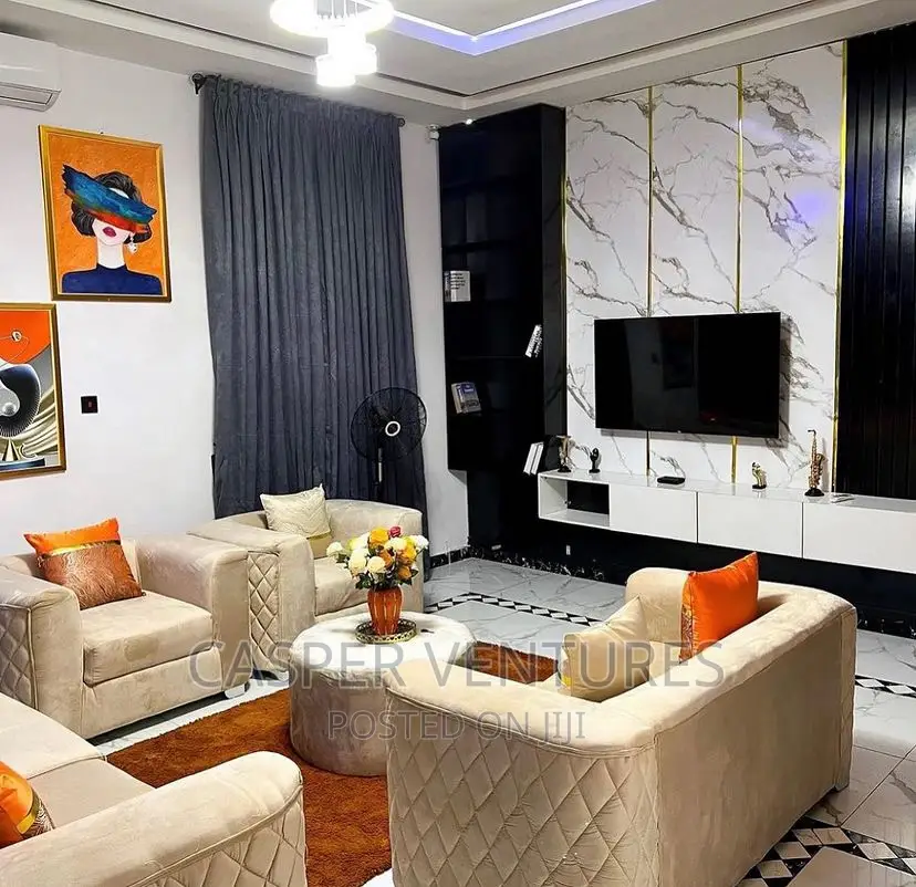 Graceful Stylish Apartment