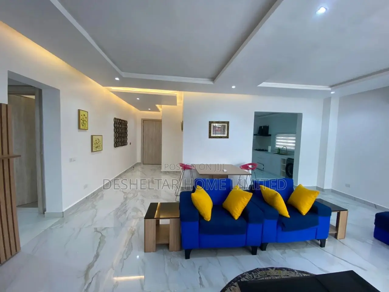 Furnished 2bdrm Apartment in Admiralty Way, Lekki Phase 1 for rent