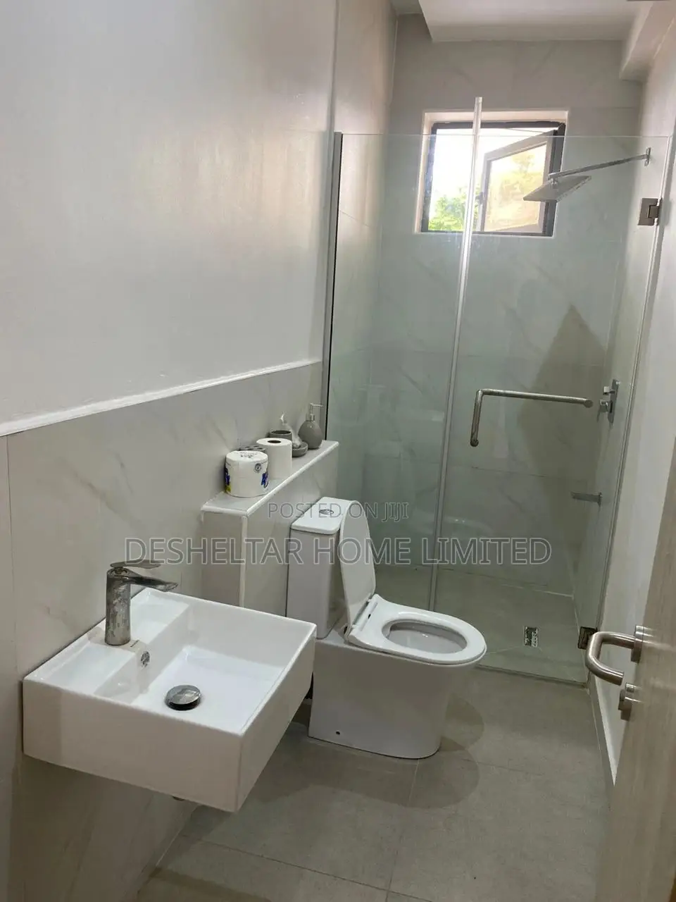 Furnished 2bdrm Apartment in Admiralty Way, Lekki Phase 1 for rent