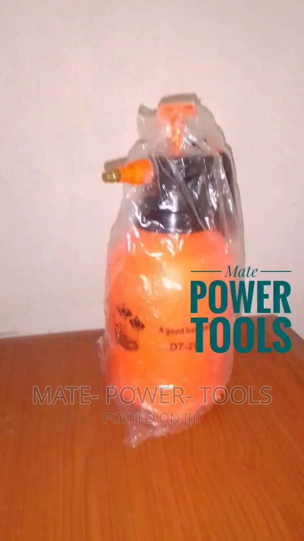 Multi-Purpose Hand Pump Action Pressure Sprayer 2 Litre