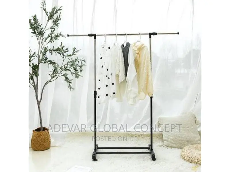 Extendable Single Pole Cloth Hanger