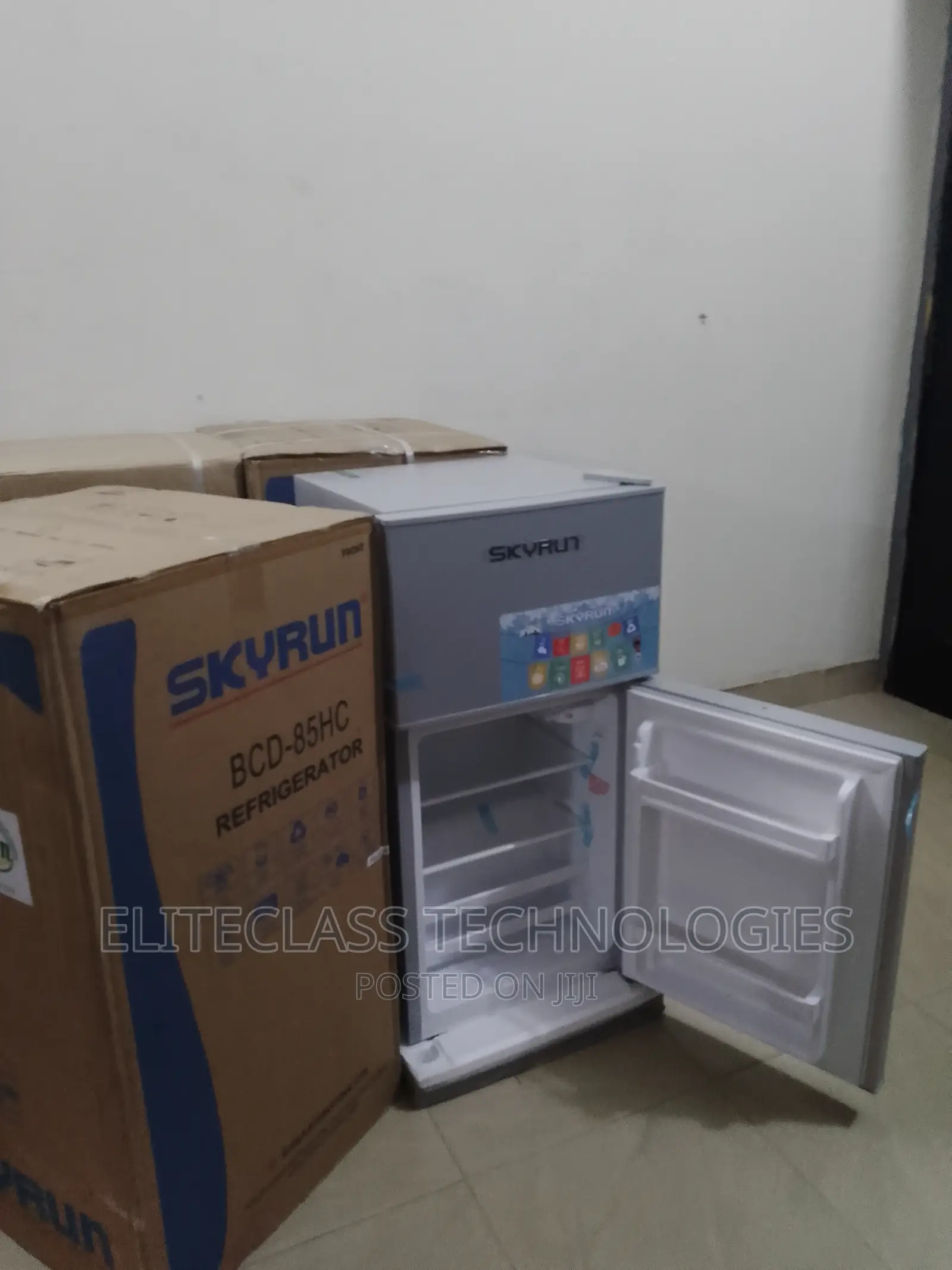 Skyrun Fridge 70 Litres Double Door Top Mount (BCD-85HC)