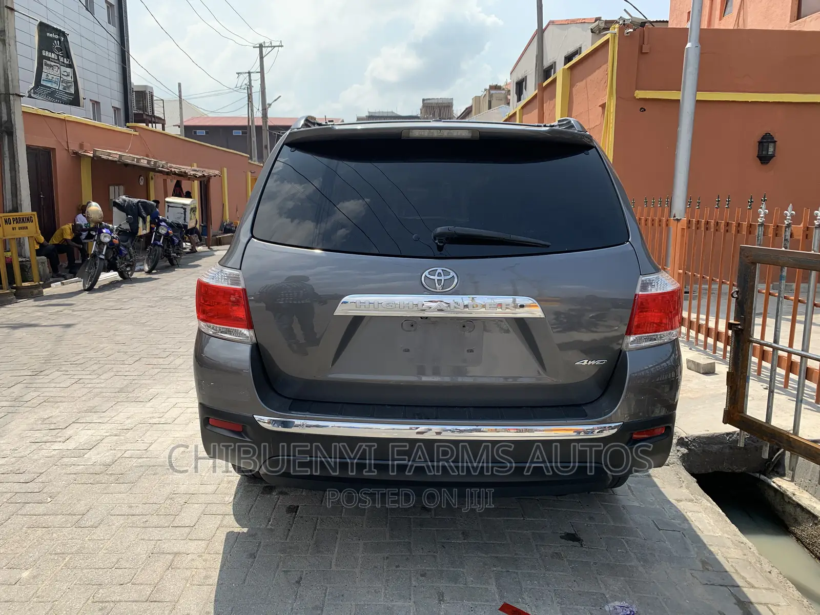 Toyota Highlander Limited 2012 Gray