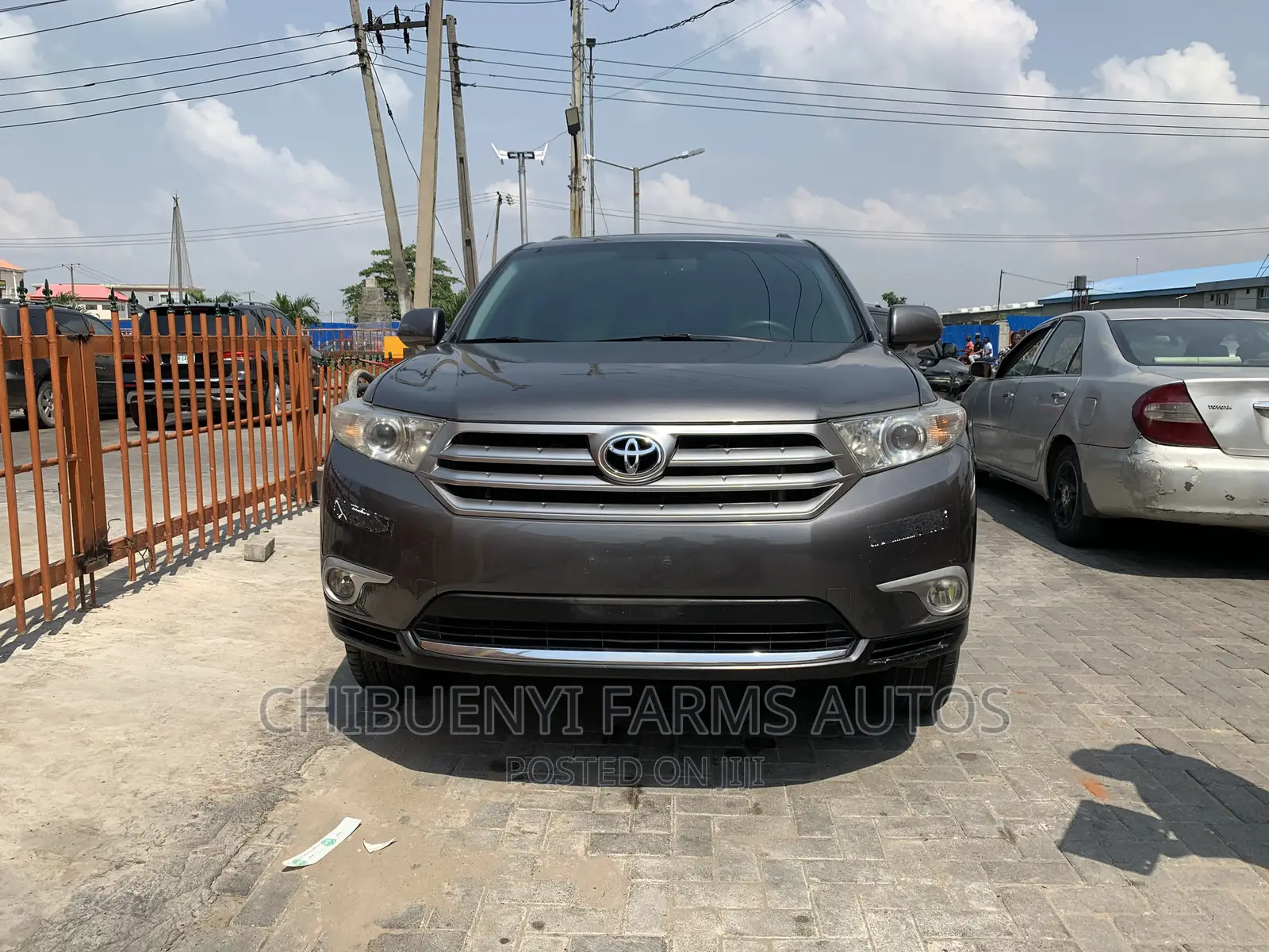 Toyota Highlander Limited 2012 Gray