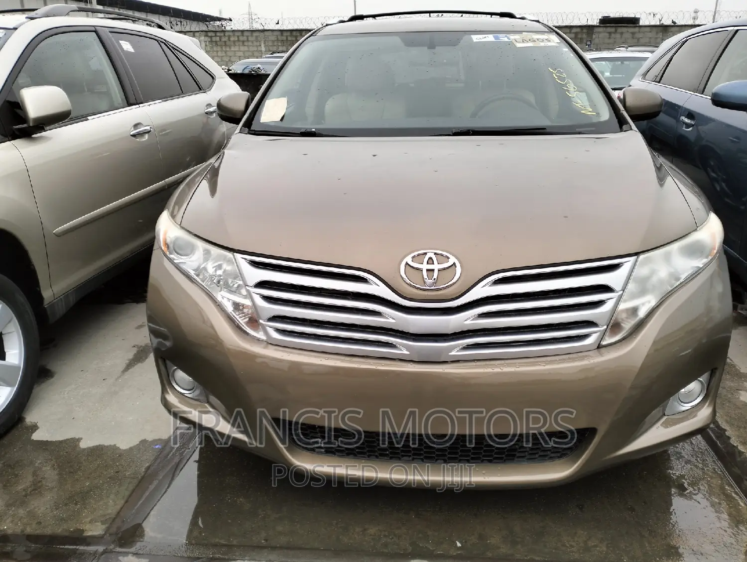 Toyota Venza 2012 Gold