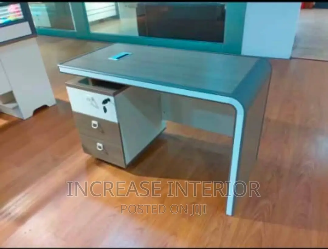 Quality Imported Executive Office Table 1.2mtr With Lighting