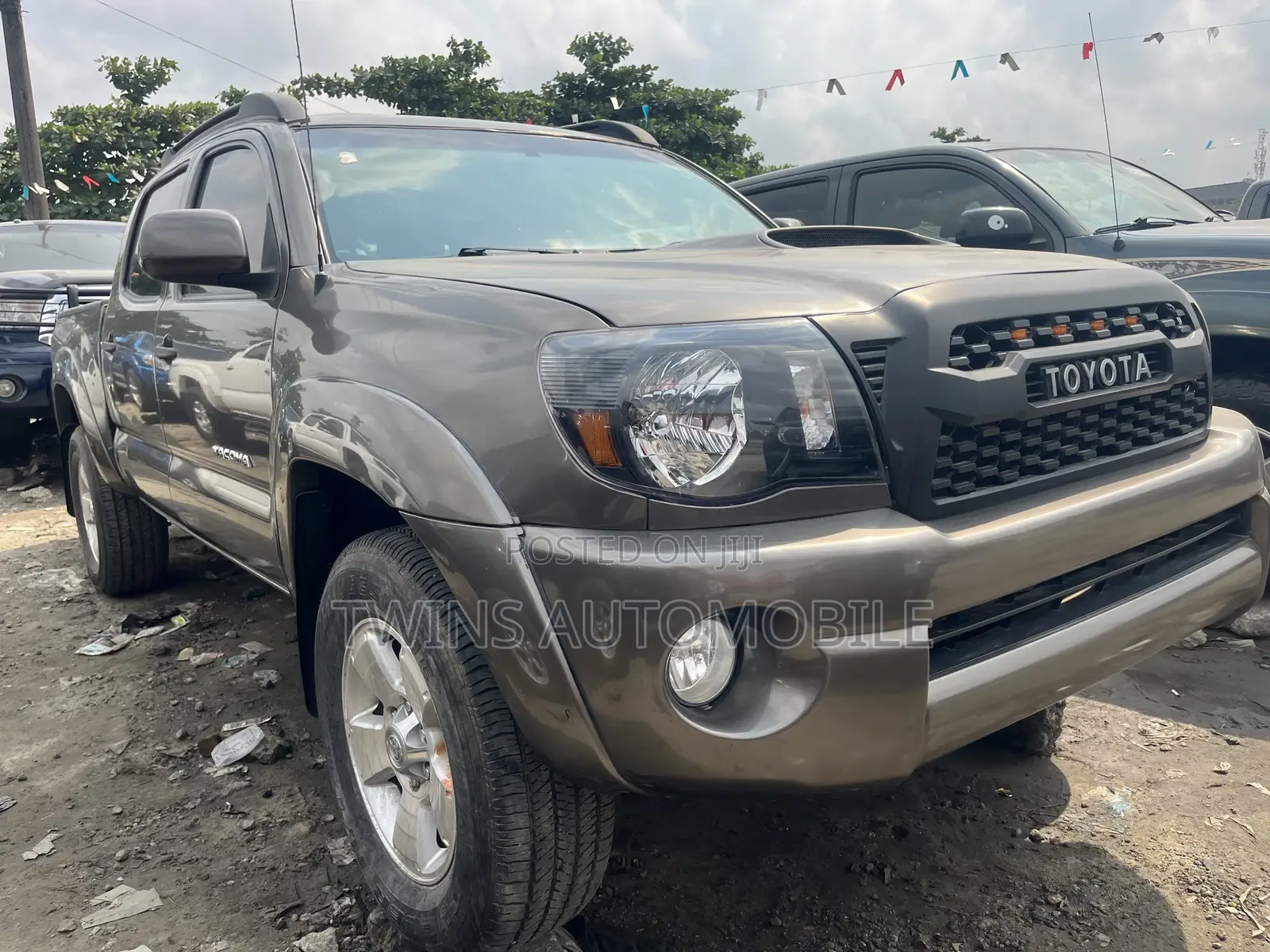 Toyota Tacoma Double Cab V6 2011 Gray