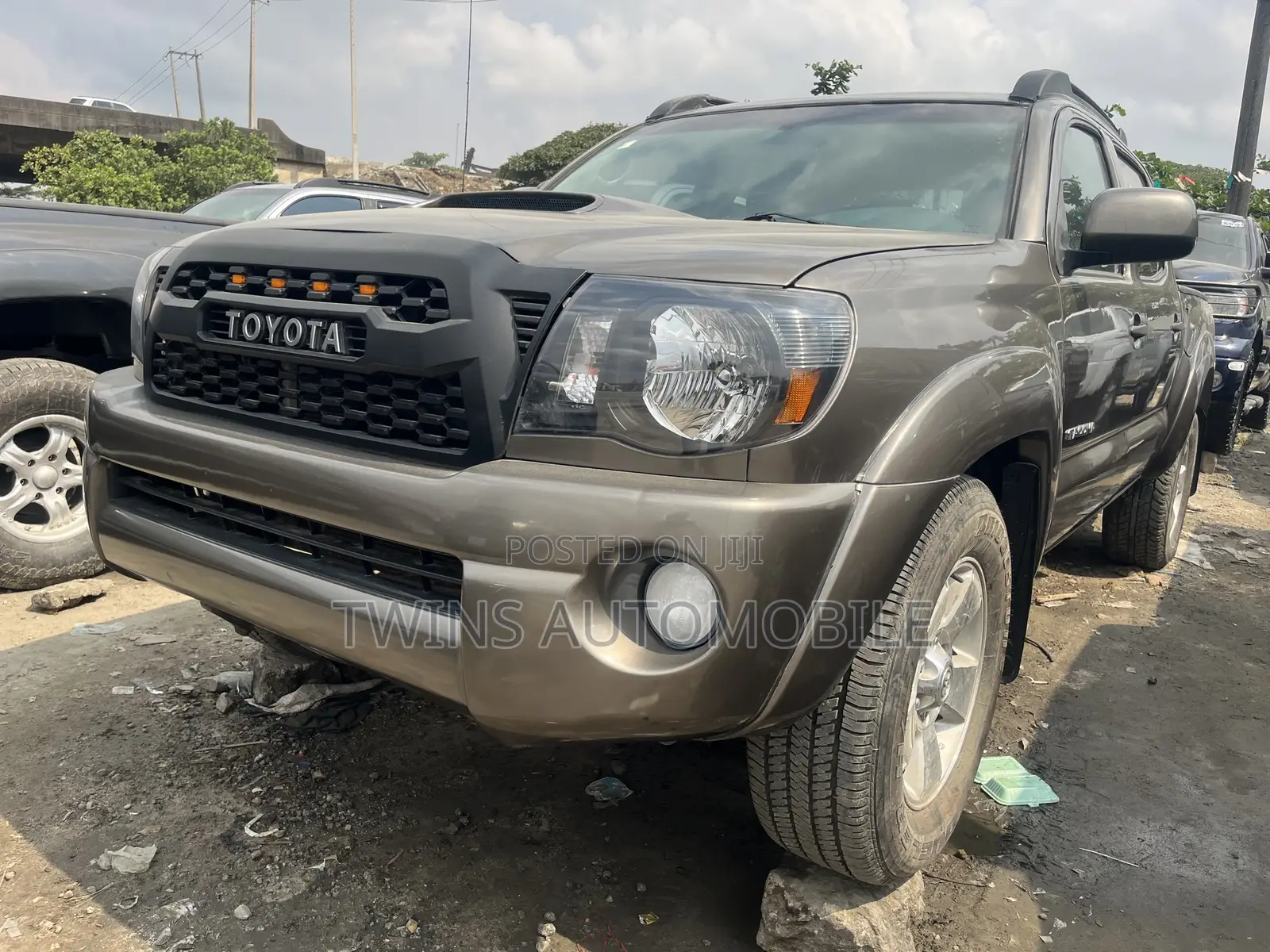 Toyota Tacoma Double Cab V6 2011 Gray