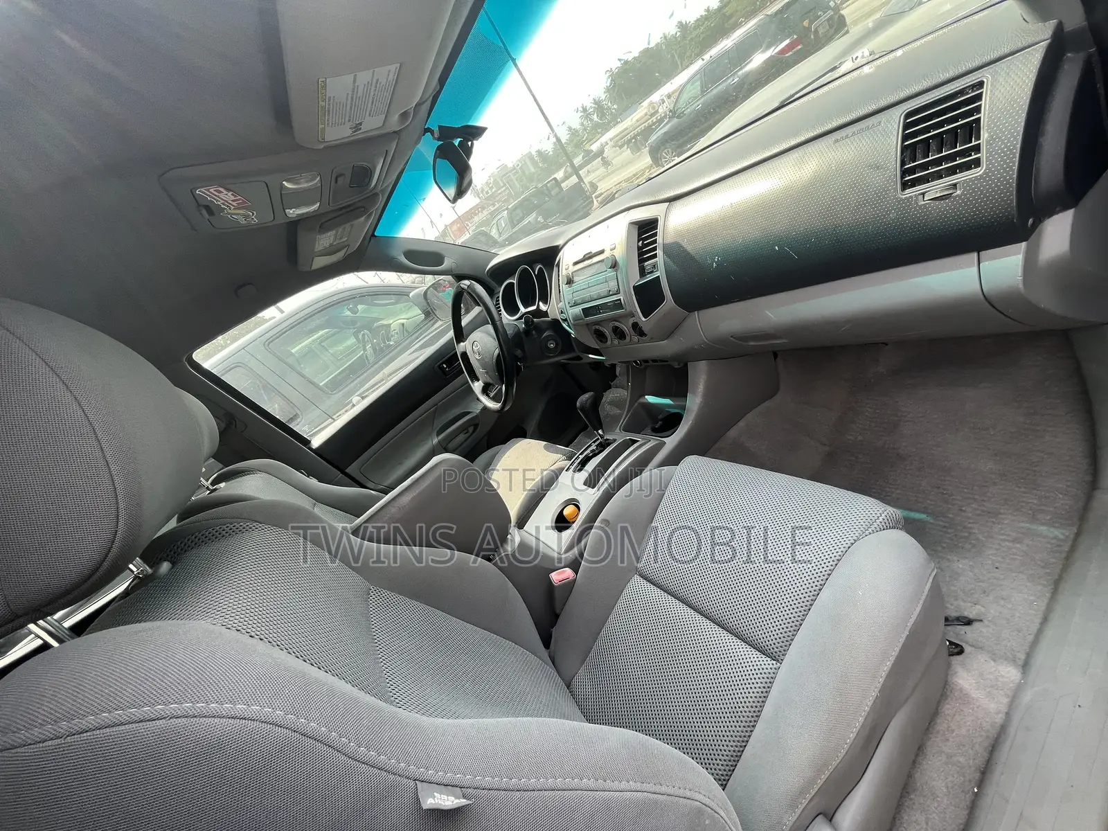 Toyota Tacoma Double Cab V6 2011 Gray