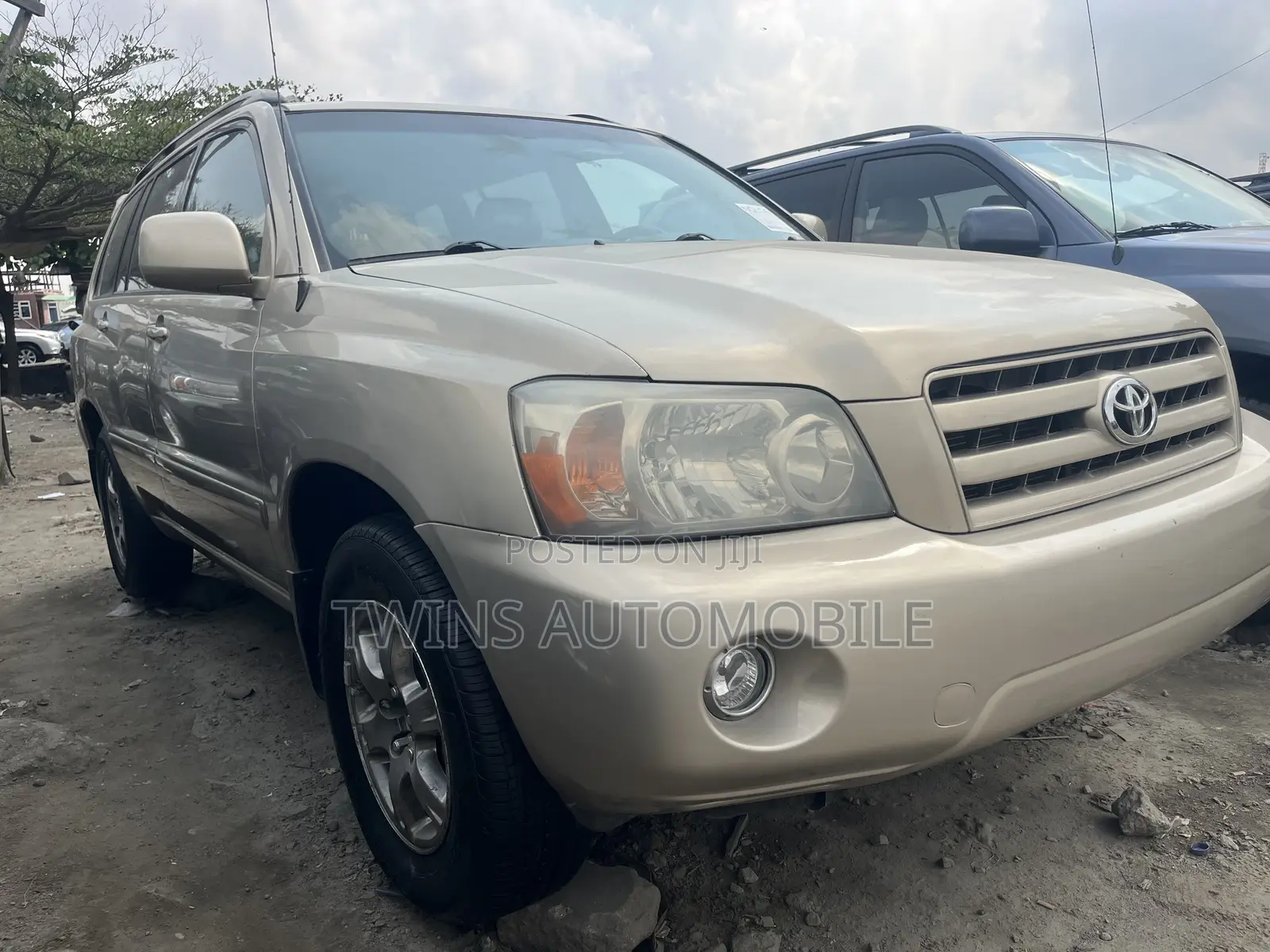 Toyota Highlander V6 2005 Gold