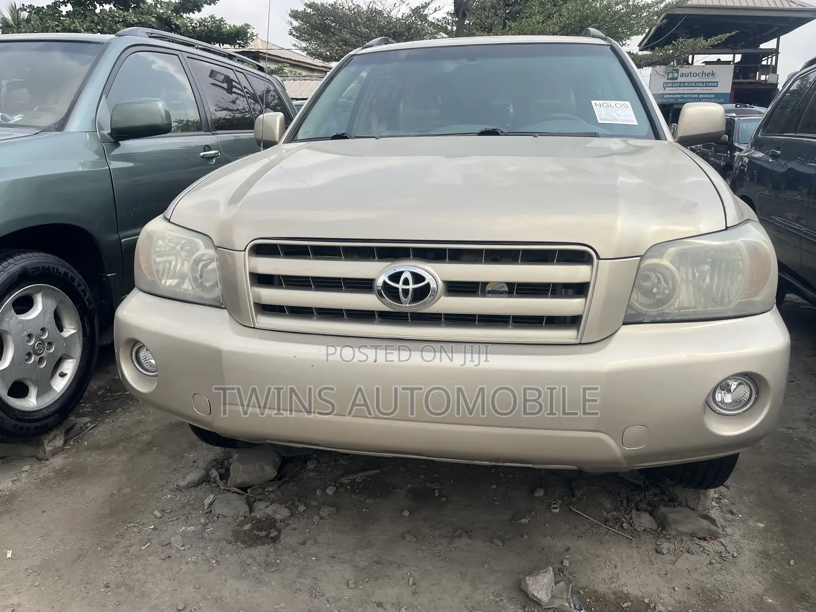 Toyota Highlander V6 2005 Gold