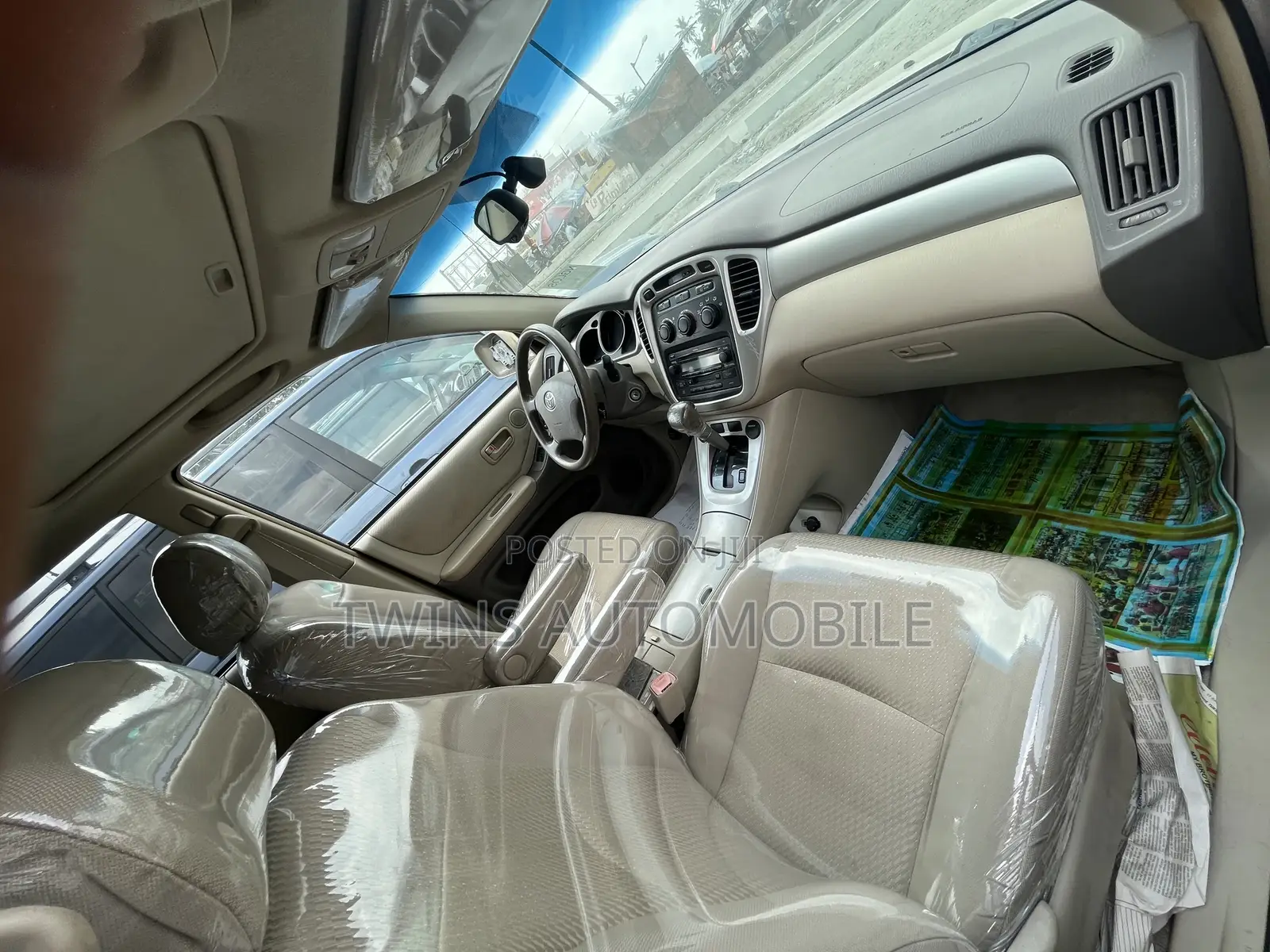 Toyota Highlander V6 2005 Gold