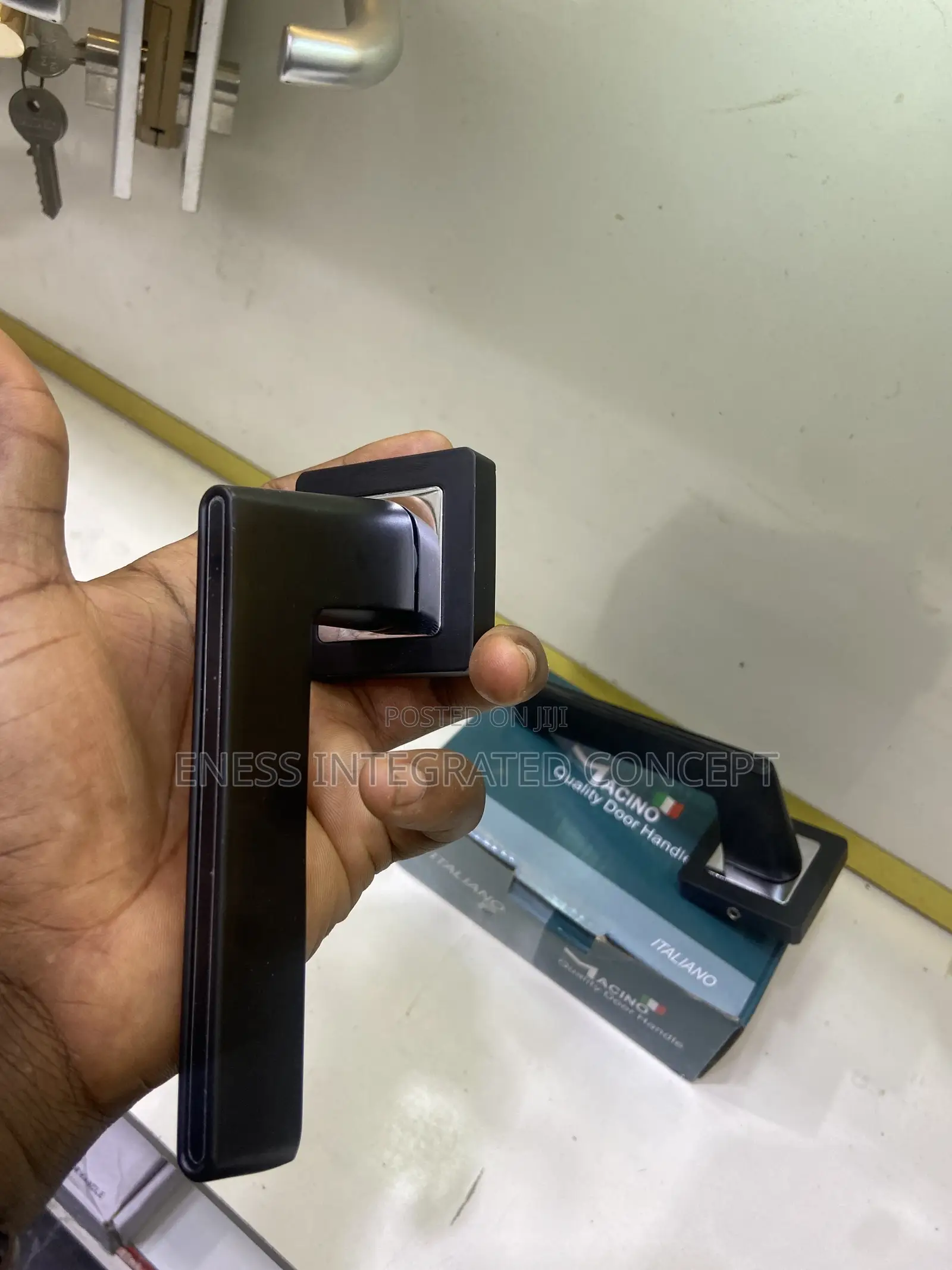Macino Black Squared Door Lock