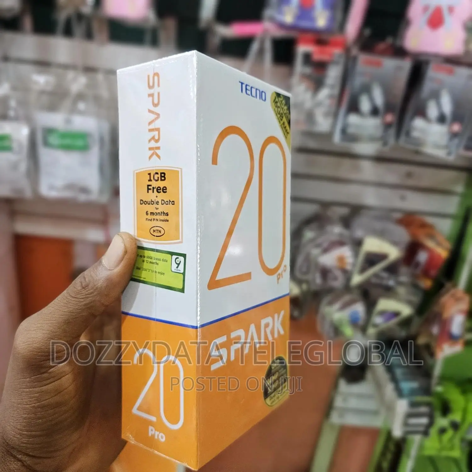 New Tecno Spark 20 256 GB