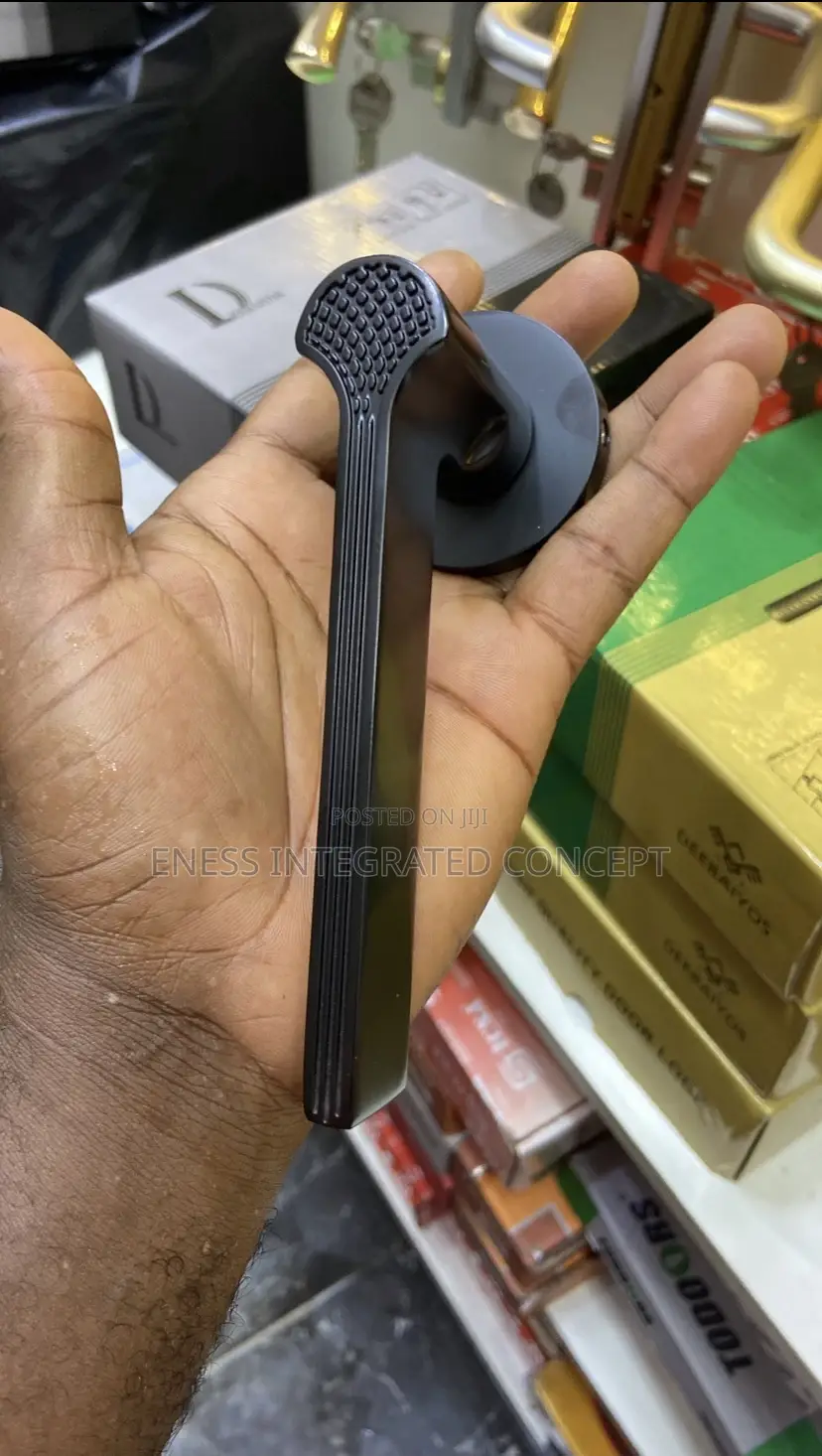 High Quality Luxury Black Handle