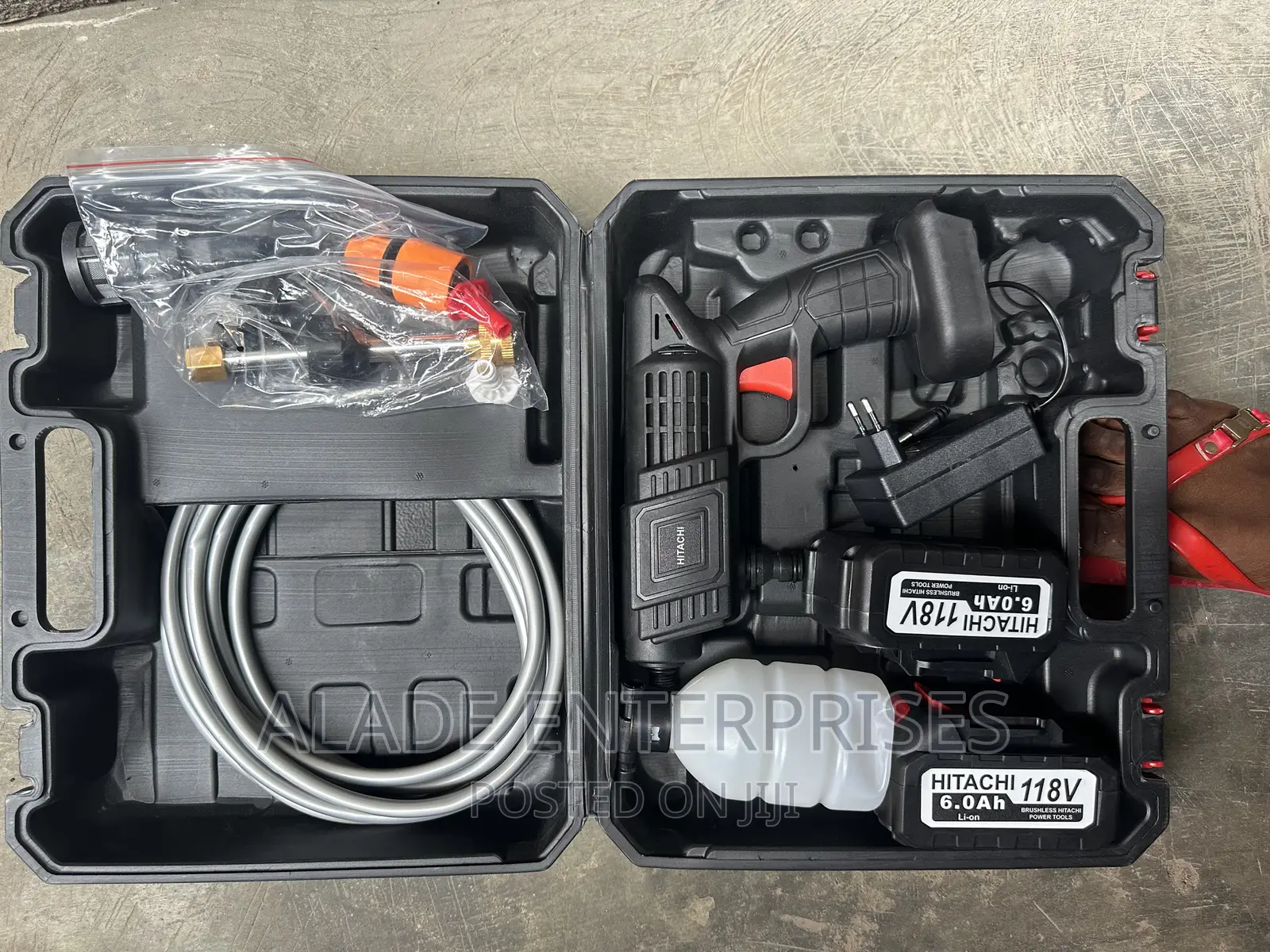 118V Hitachi Cordless Pressure Washer