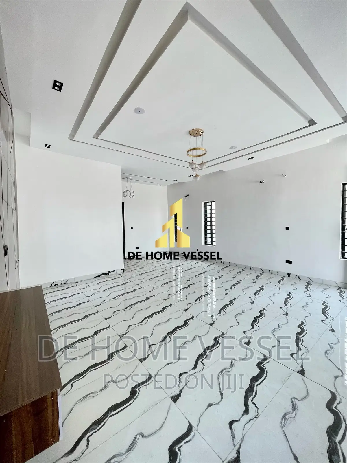 5bdrm Duplex in Lekki for sale