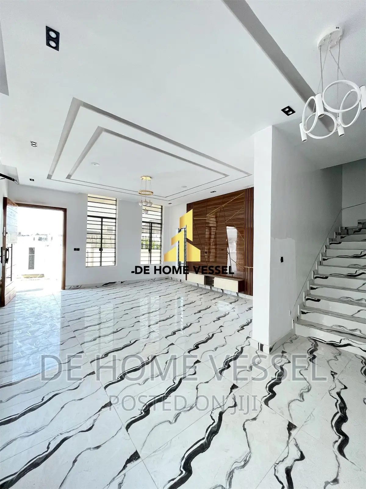 5bdrm Duplex in Lekki for sale