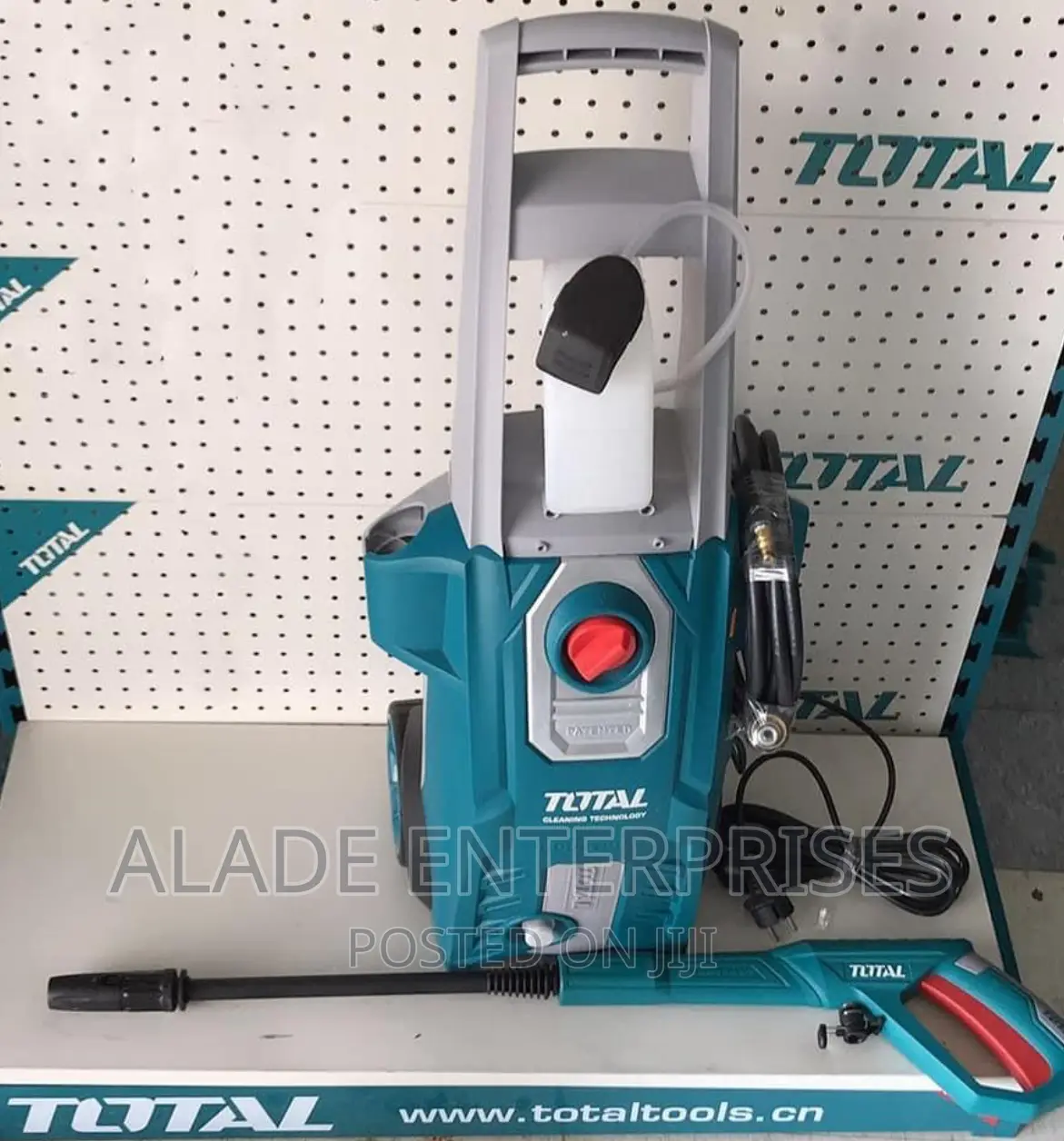 TOTAL Electric High Pressure Washer 1800w With Soap Bottle Y
