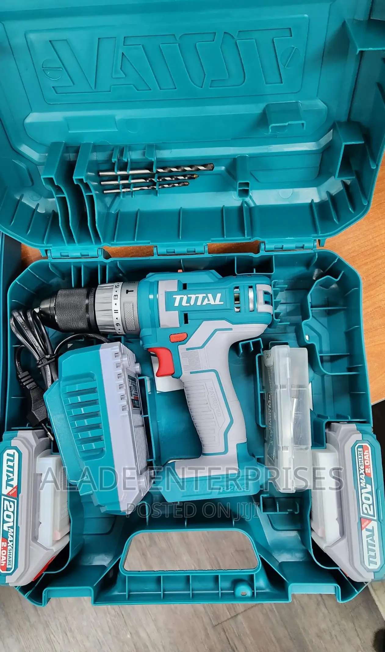 Total 20V Cordless Impact Drill 2 X Battery + Charger