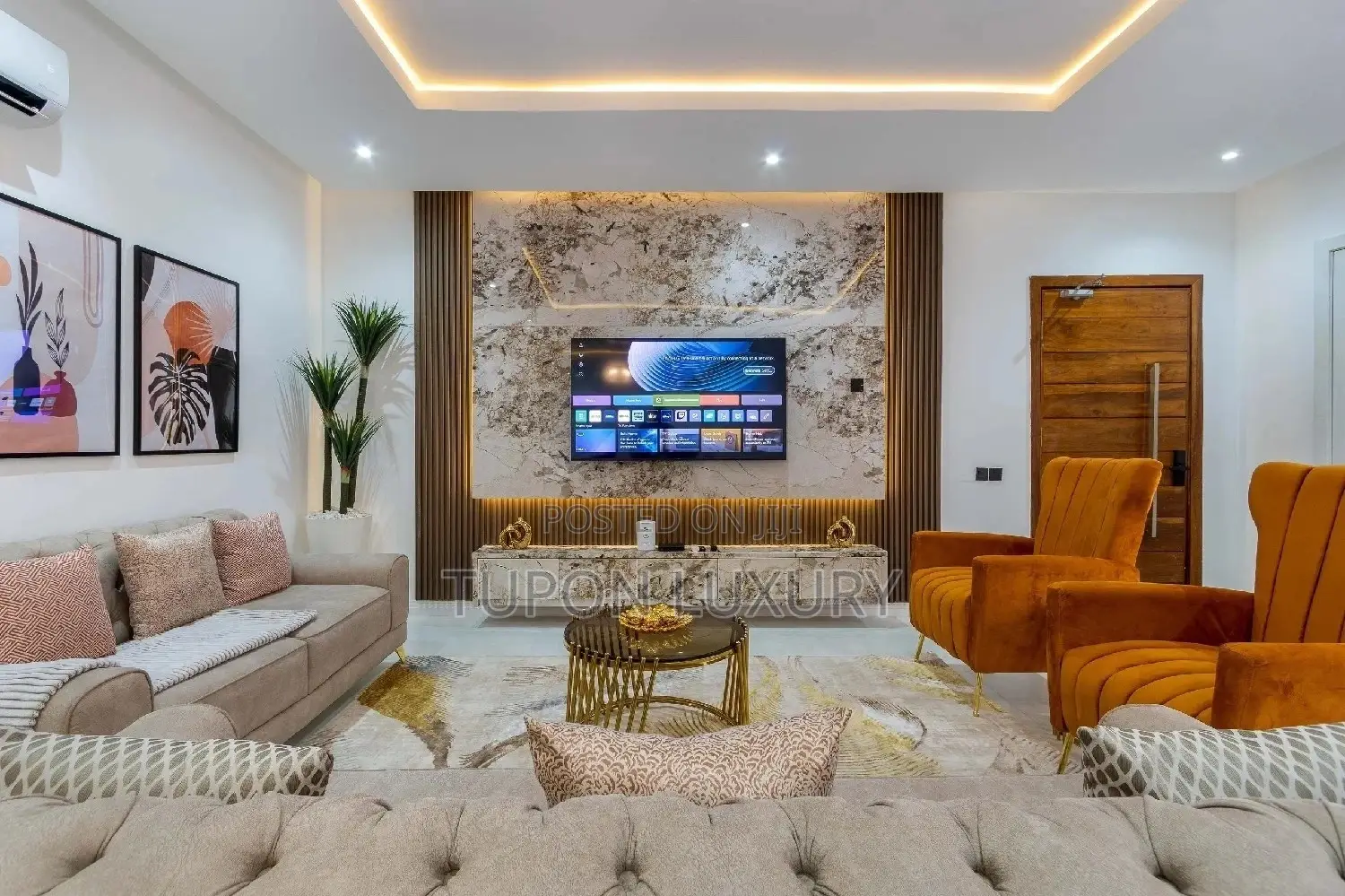 Luxury 3 Bedroom Apartment With Pool Gym