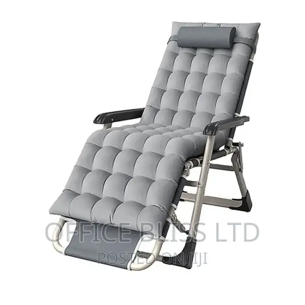 Outdoor Seating Relaxing Chair With Cushion -Gray